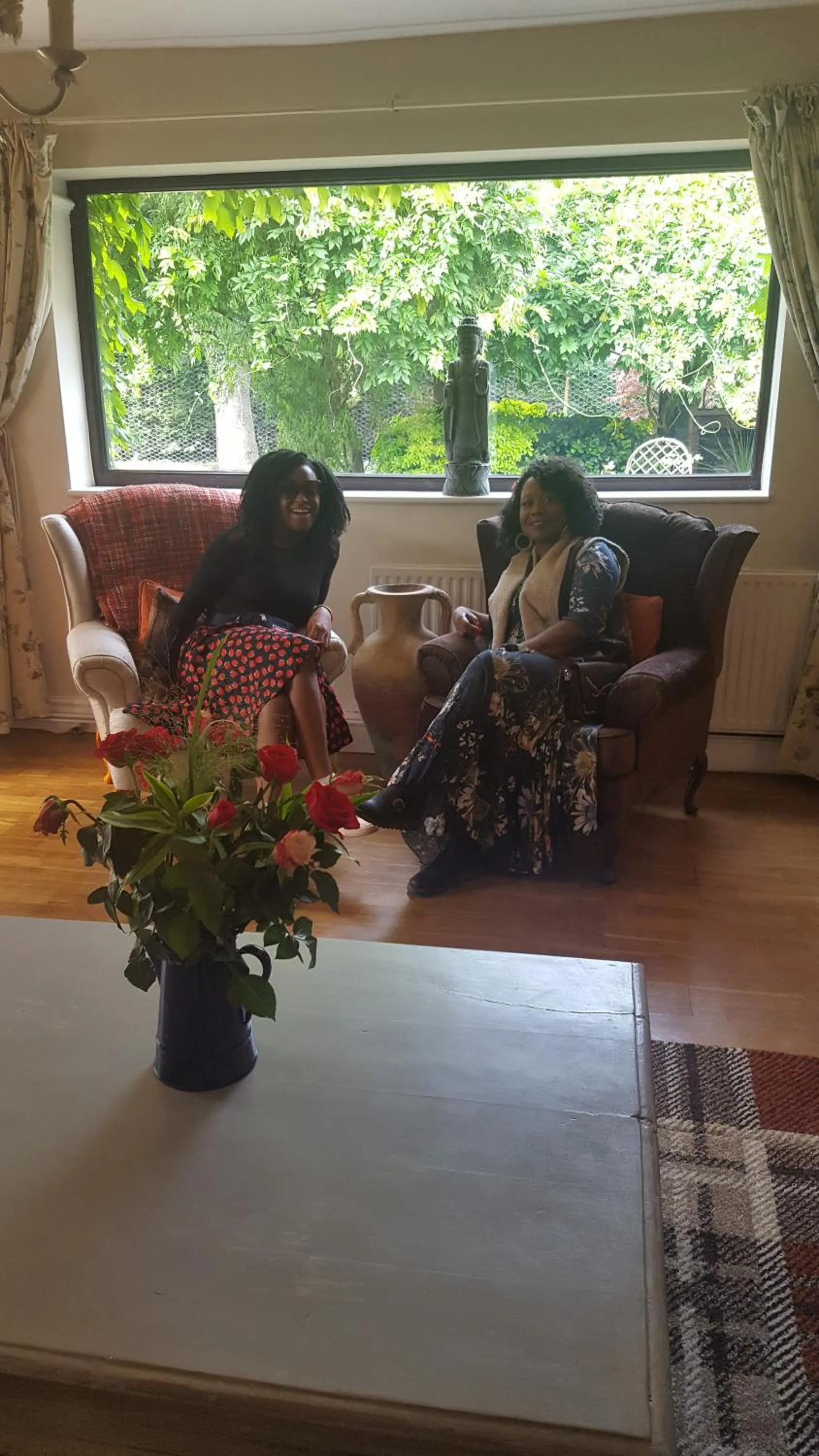 People in The White Dove Bed and Breakfast with Glamping Newark showground