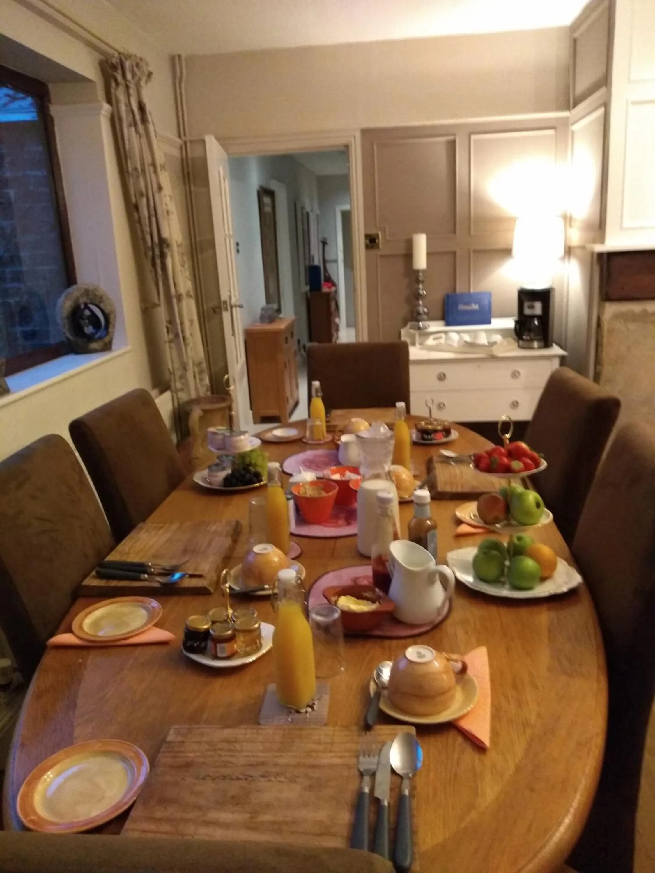 Buffet breakfast in The White Dove Bed and Breakfast with Glamping Newark showground