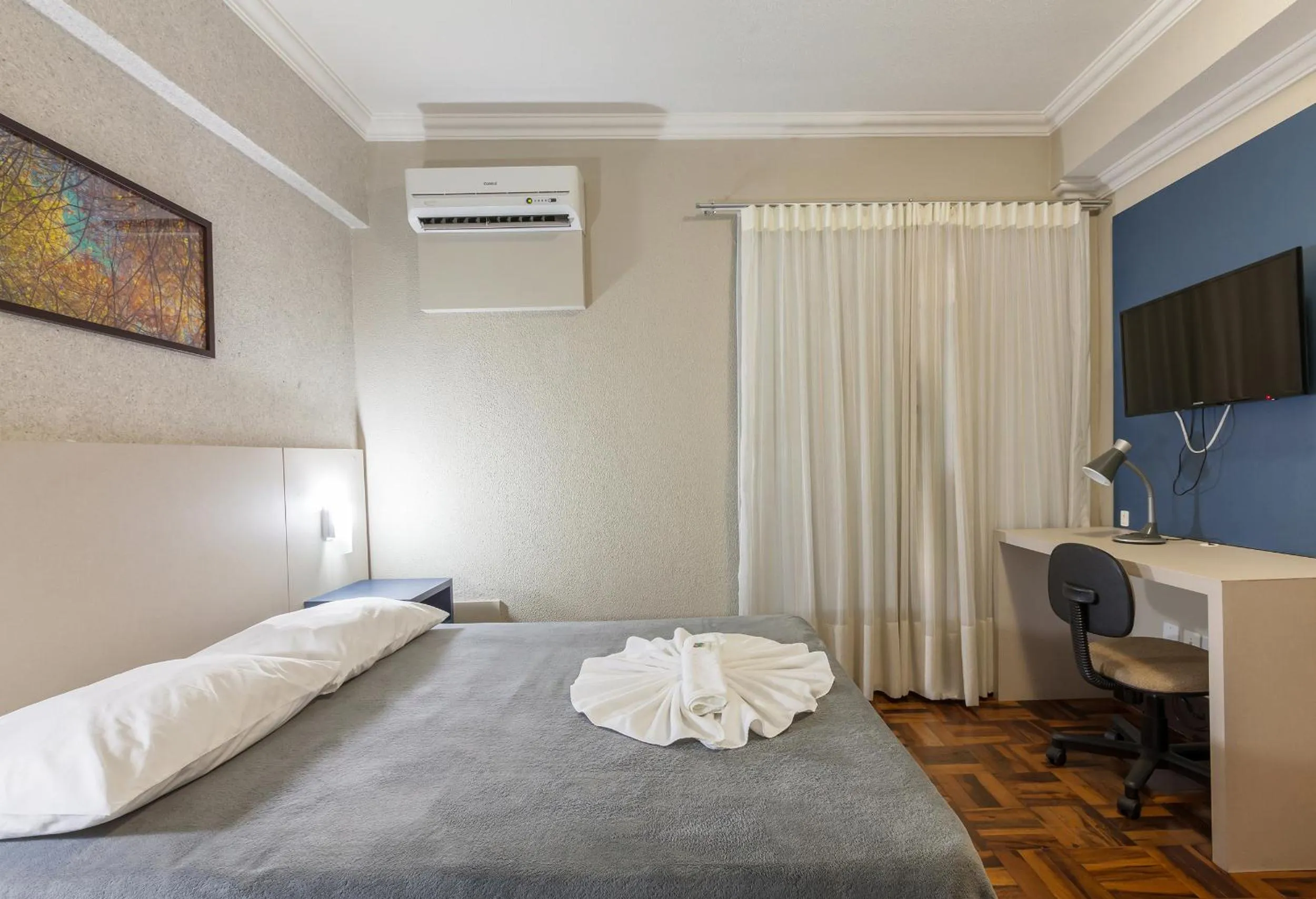 Bedroom, Bed in Tri Hotel Criciúma