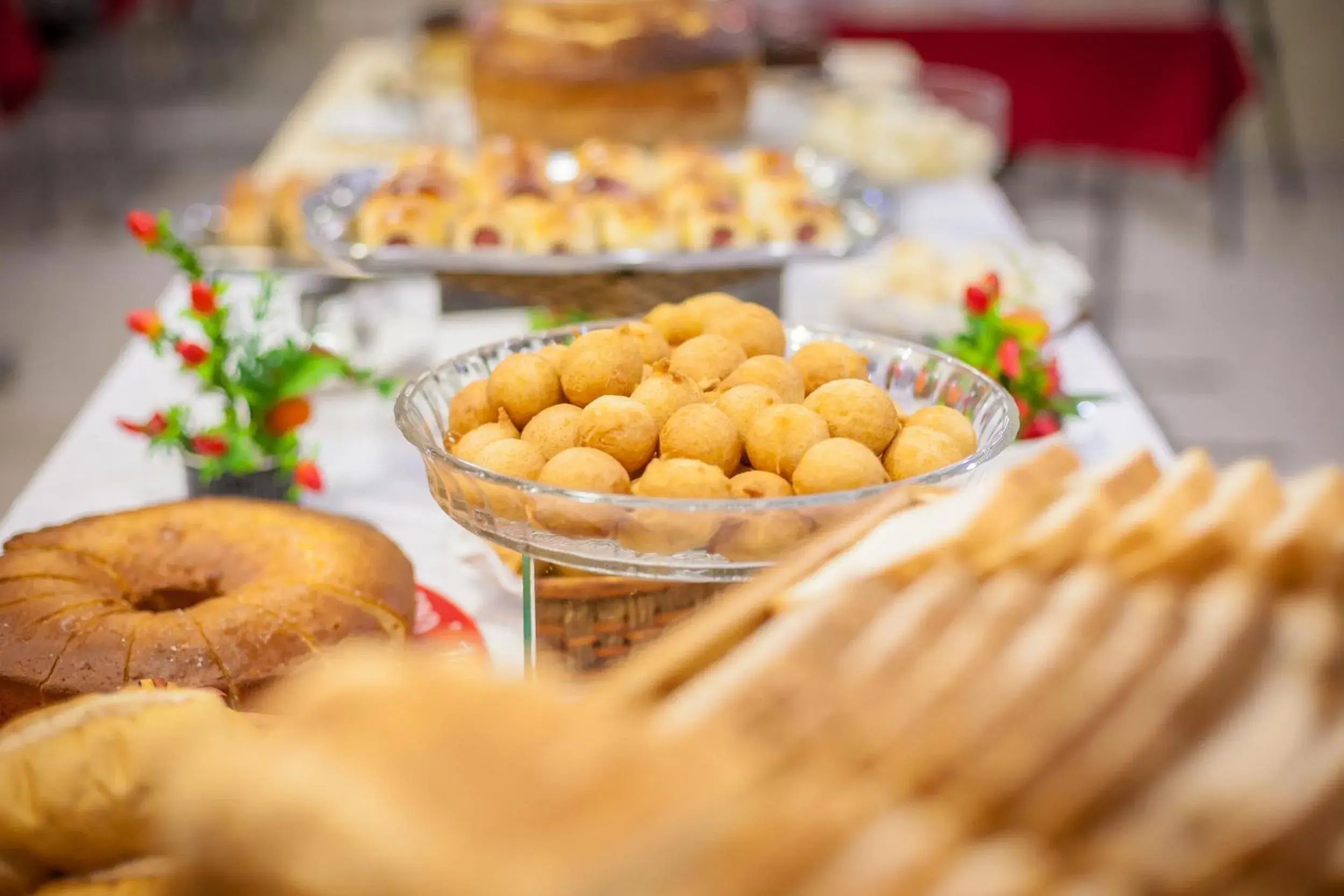 Buffet breakfast in Tri Hotel Criciúma Buffet breakfast in Tri Hotel Criciúma