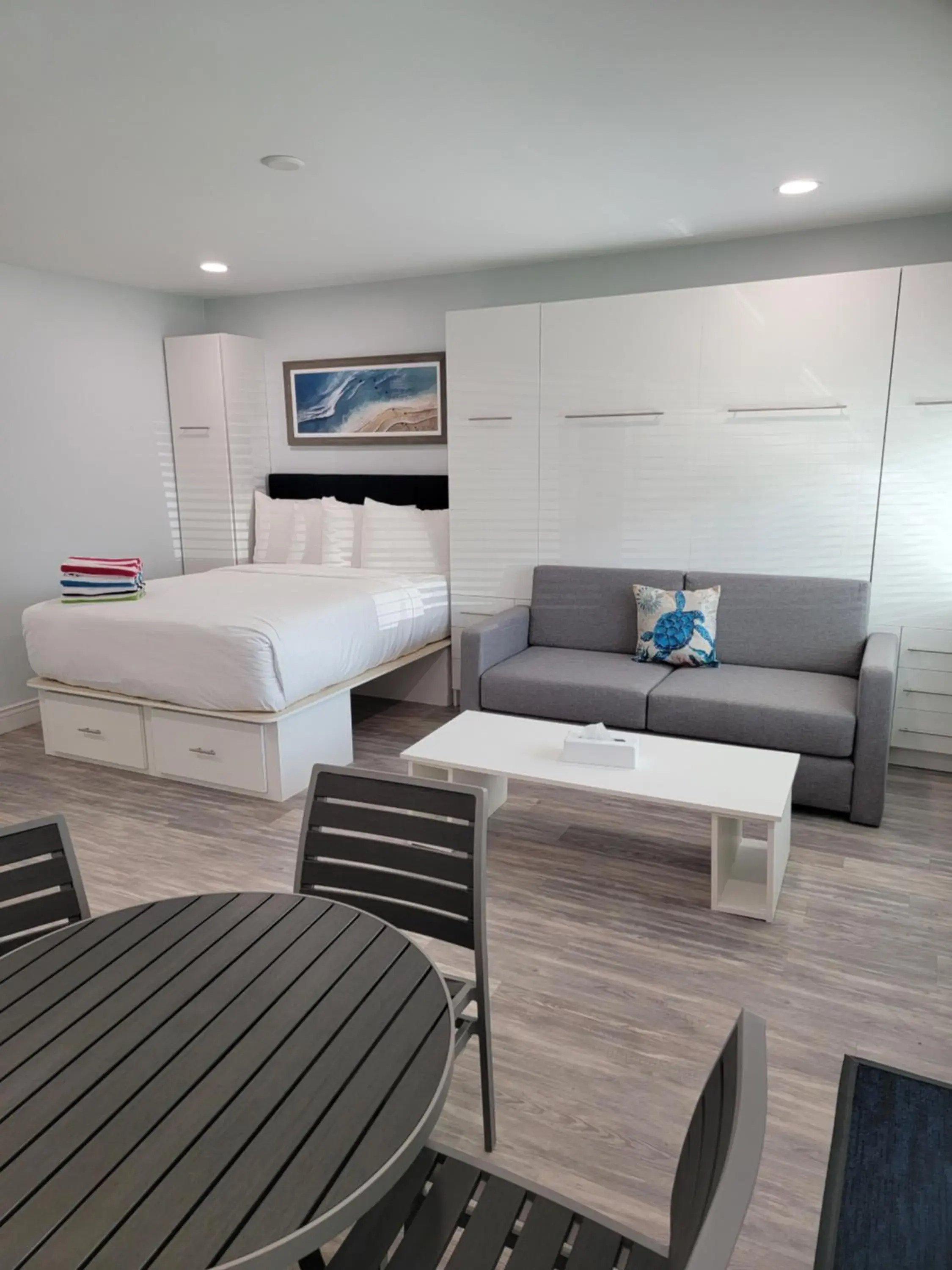 Bed in Silver Surf Gulf Beach Resort Bed in Silver Surf Gulf Beach Resort