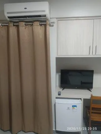 TV and multimedia in Hotel Lawrence