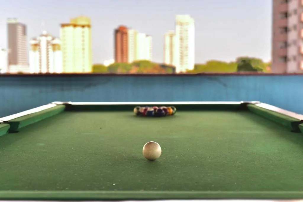 Billiard in Hotel Lawrence