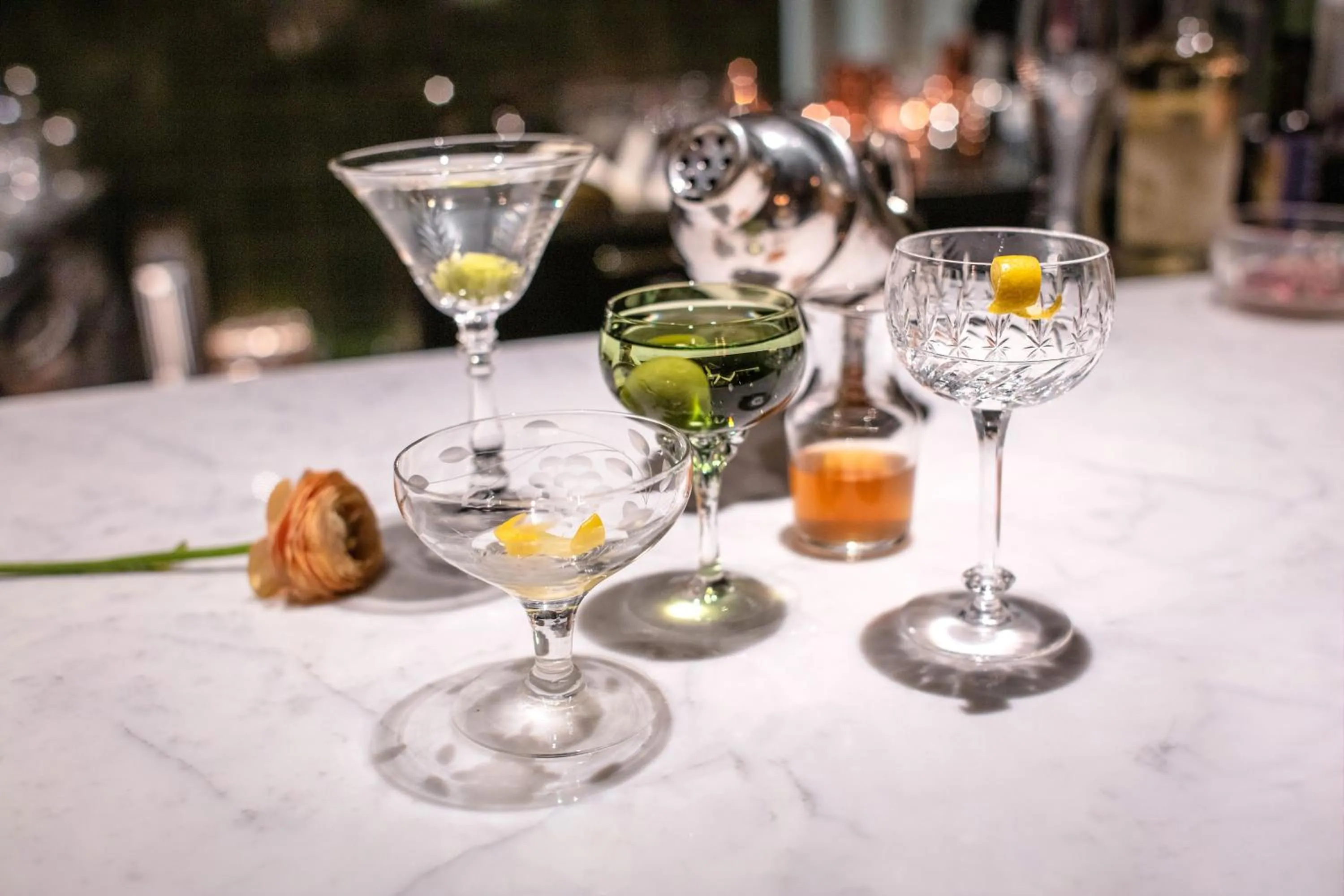 Alcoholic drinks in Woodlark Hotel Portland, a Tribute Portfolio Hotel