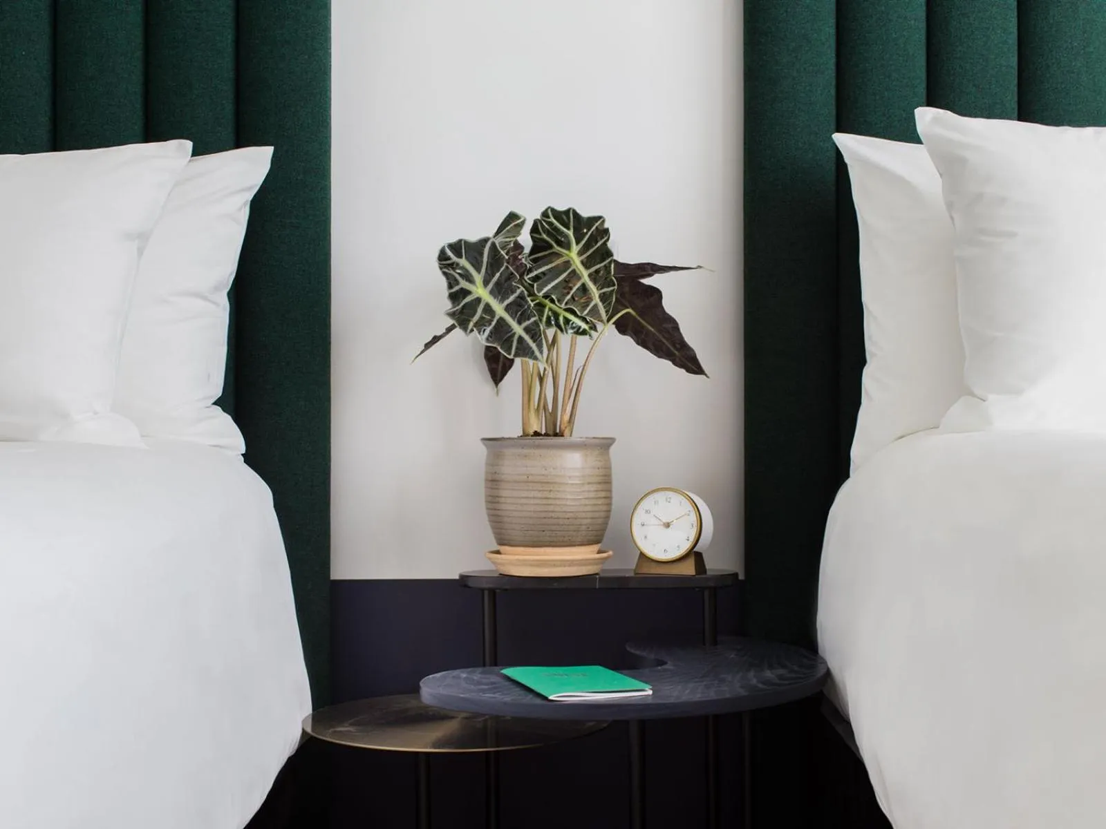 Bed in Woodlark Hotel Portland, a Tribute Portfolio Hotel