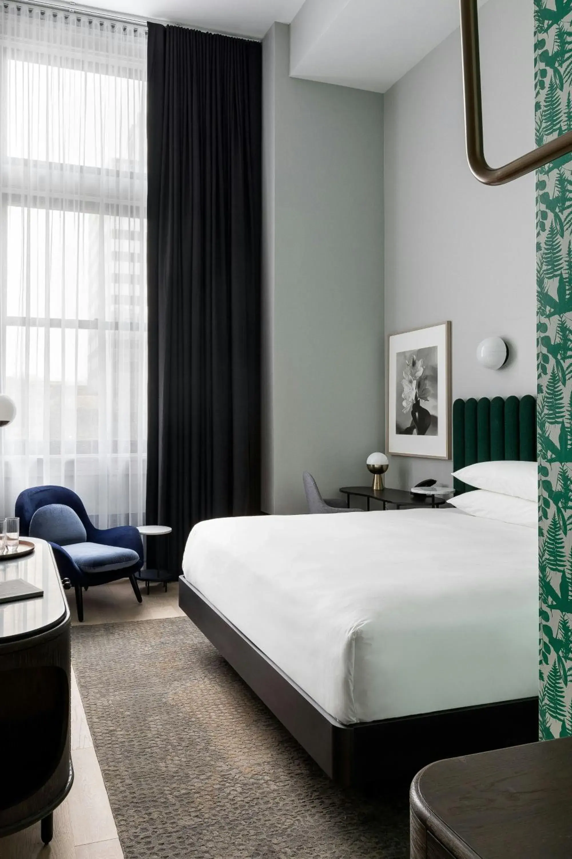 Deluxe King Room with City View in Woodlark Hotel Portland, a Tribute Portfolio Hotel Deluxe King Room with City View in Woodlark Hotel Portland, a Tribute Portfolio Hotel