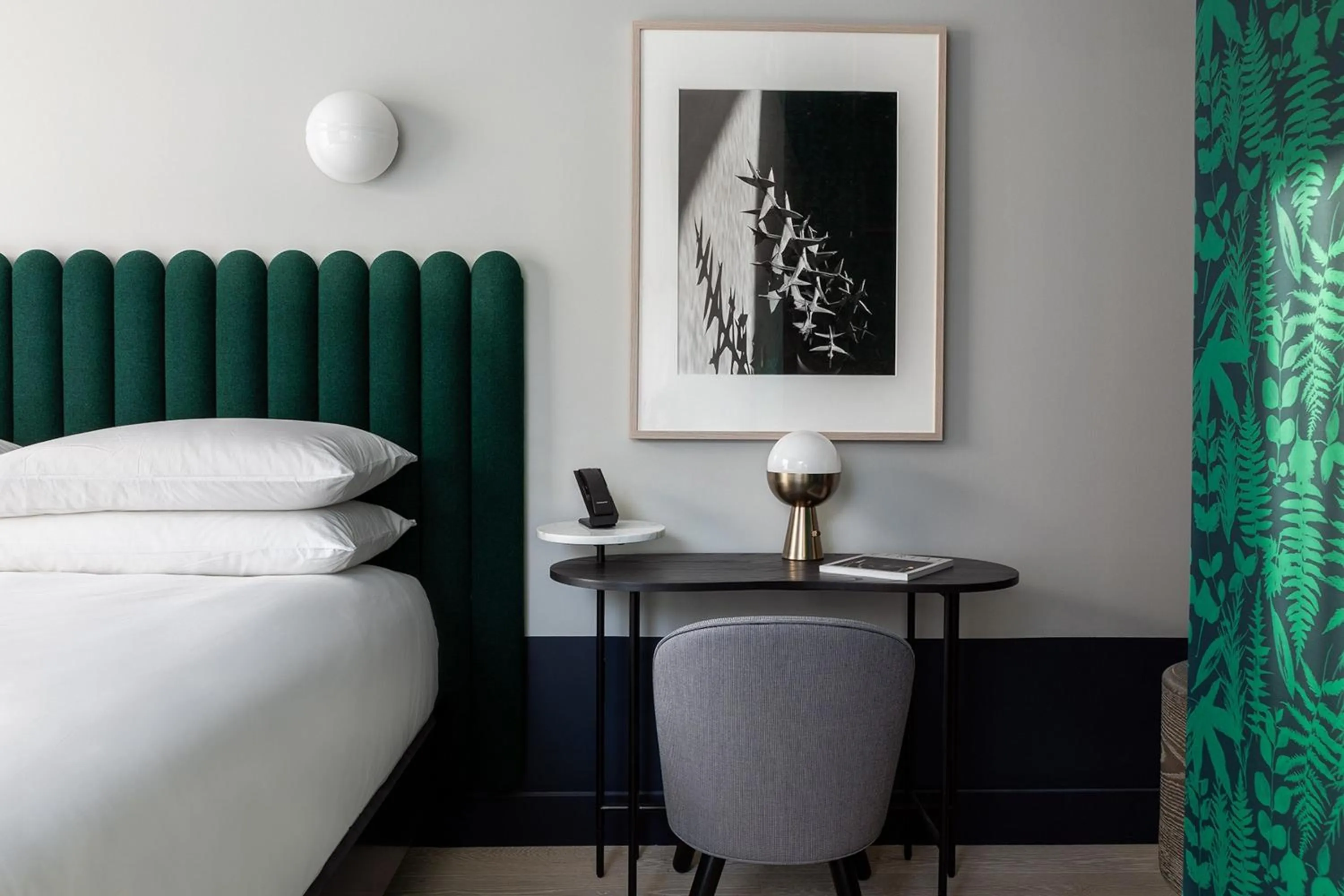 Photo of the whole room, Bed in Woodlark Hotel Portland, a Tribute Portfolio Hotel