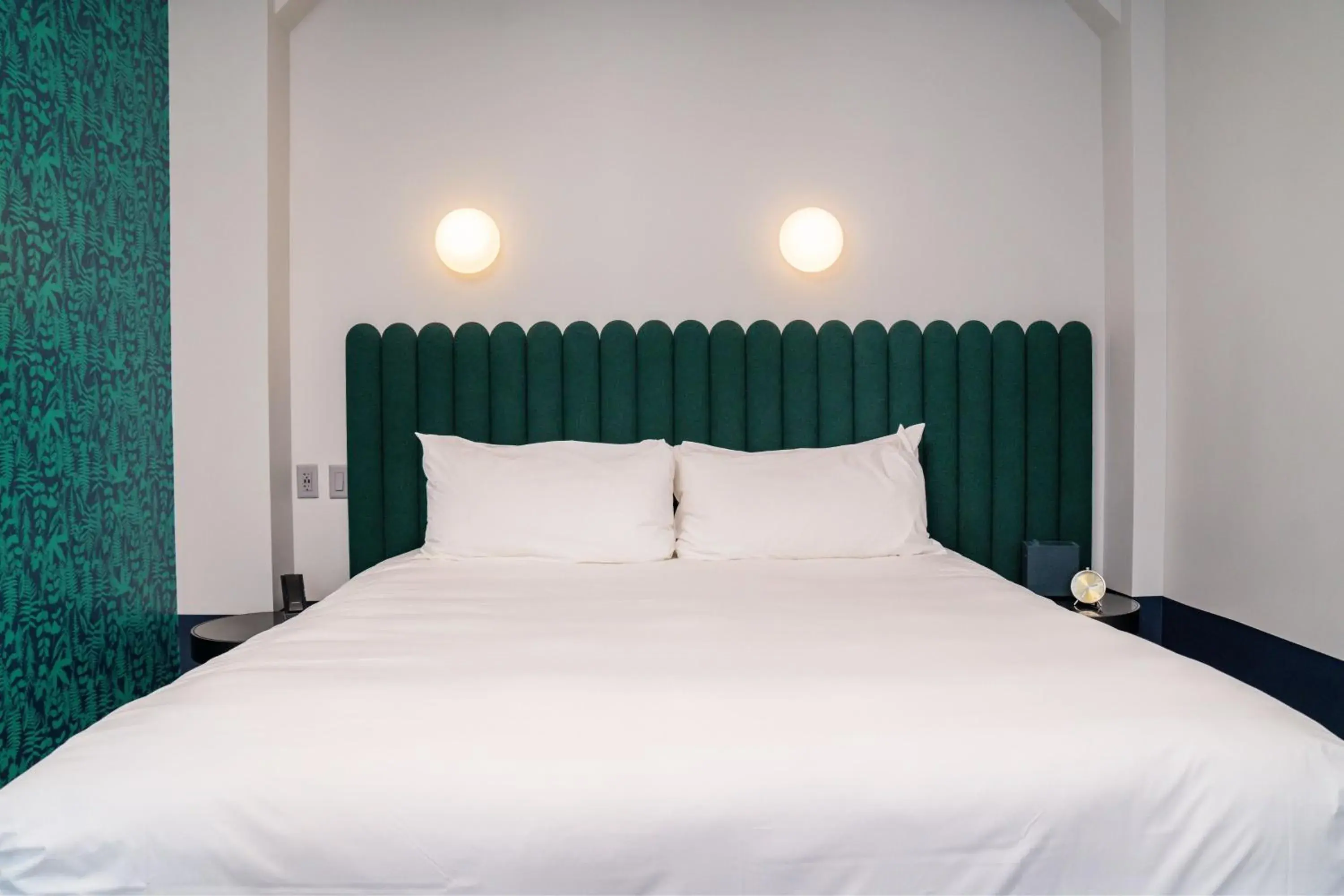 King Room with City View in Woodlark Hotel Portland, a Tribute Portfolio Hotel King Room with City View in Woodlark Hotel Portland, a Tribute Portfolio Hotel