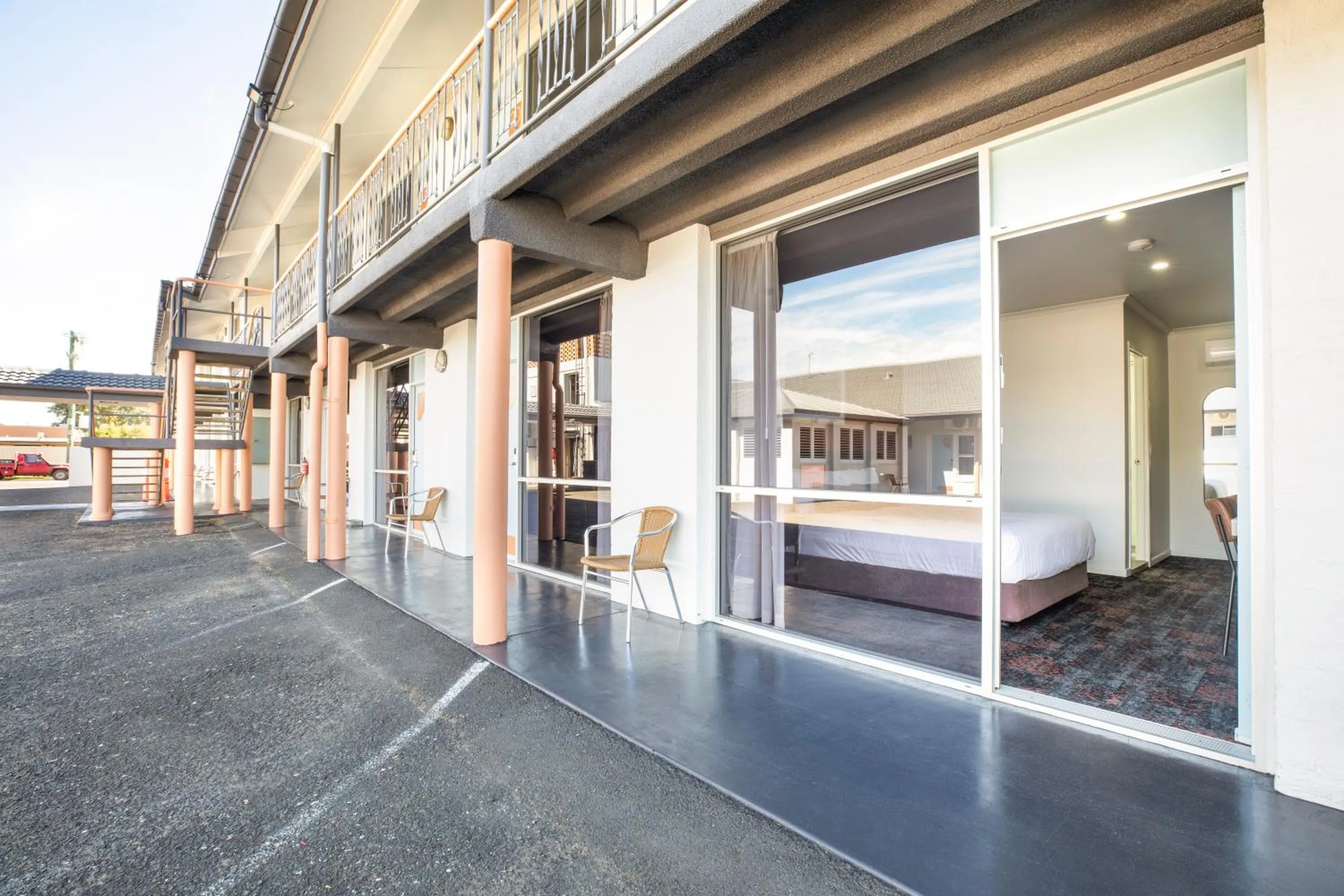 Property building, Bed in Nightcap at Horse & Jockey Hotel Warwick