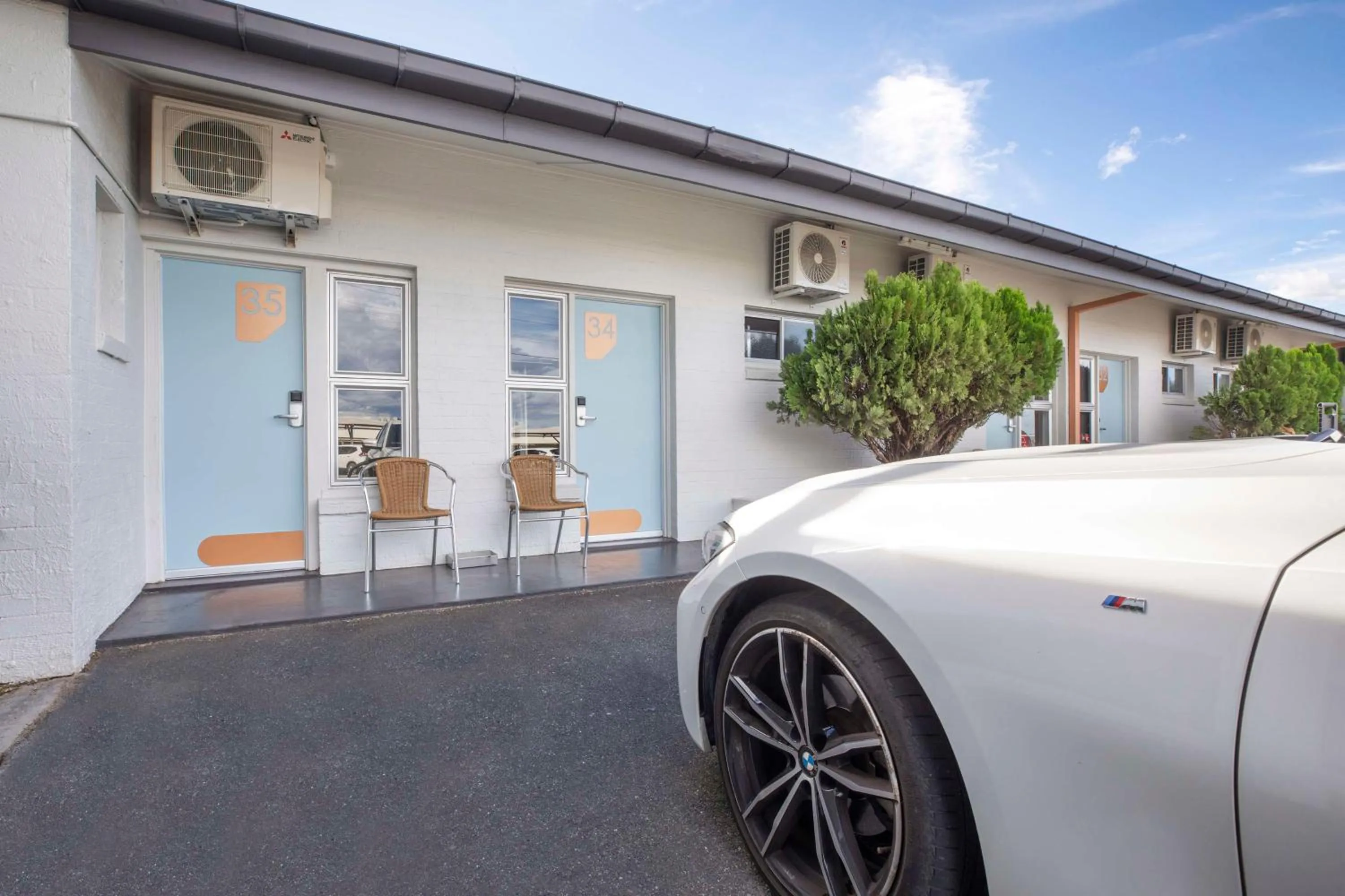 Property building in Nightcap at Horse & Jockey Hotel Warwick