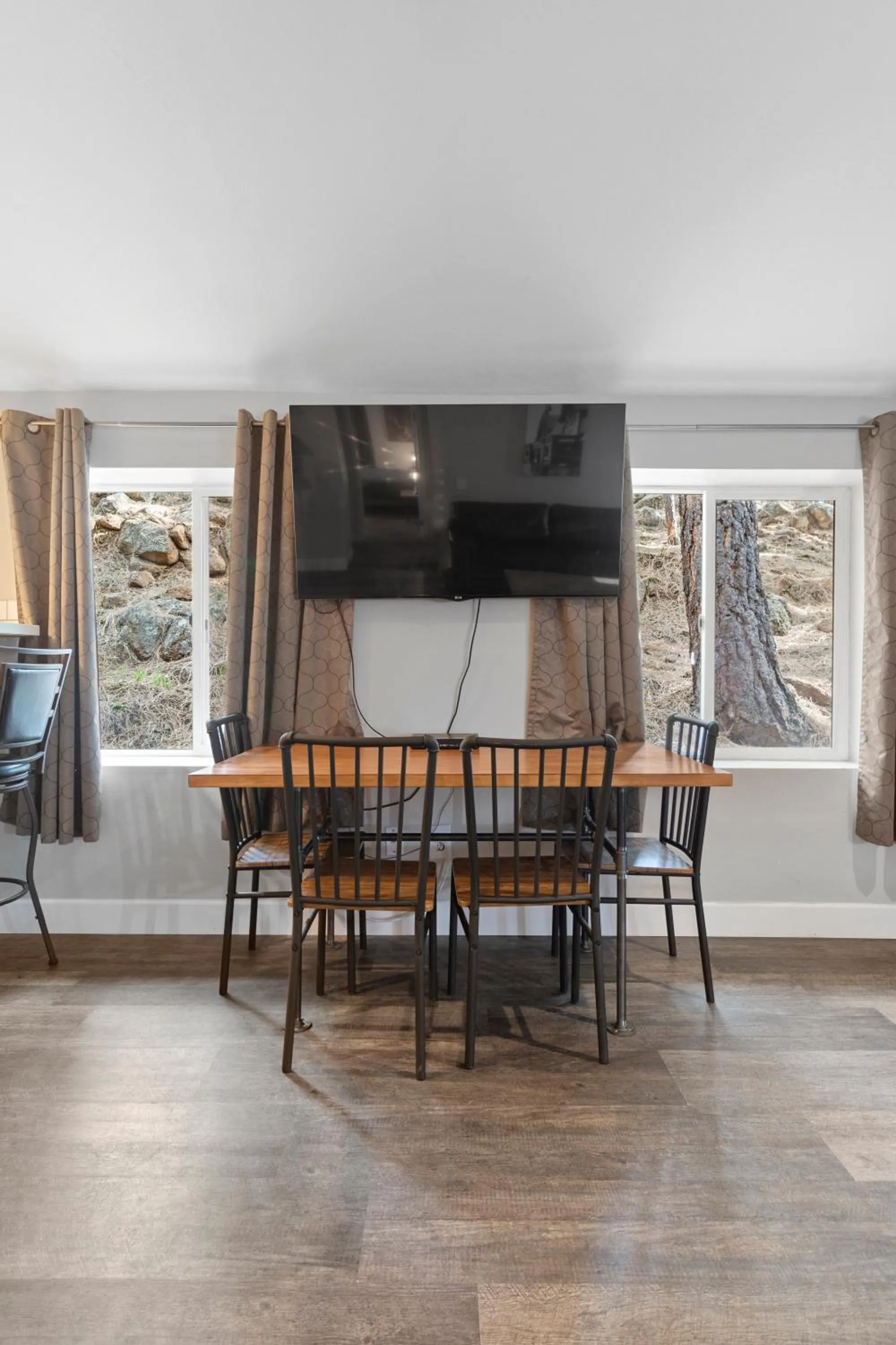 The Cozy Cottage