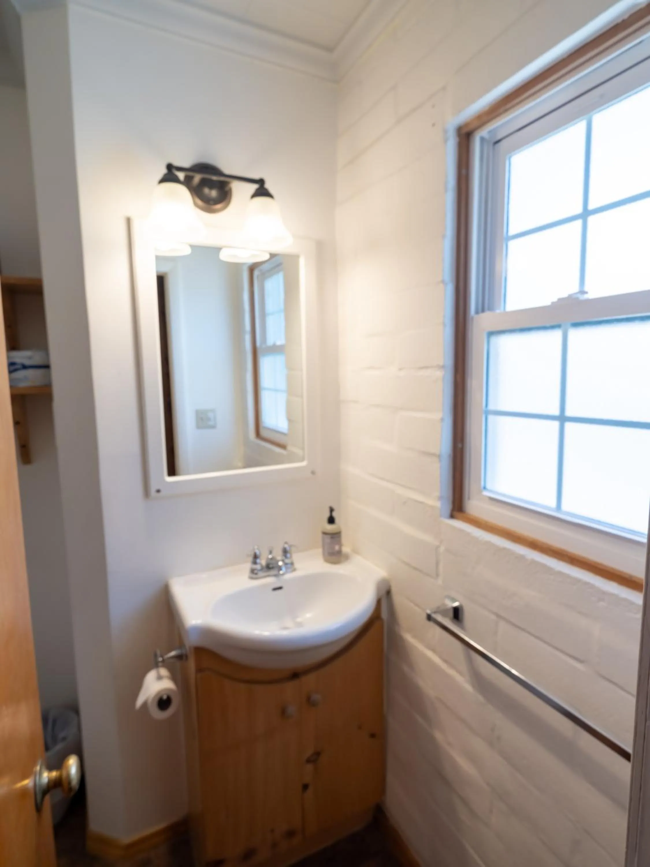 Bathroom in Lake Front Cabins