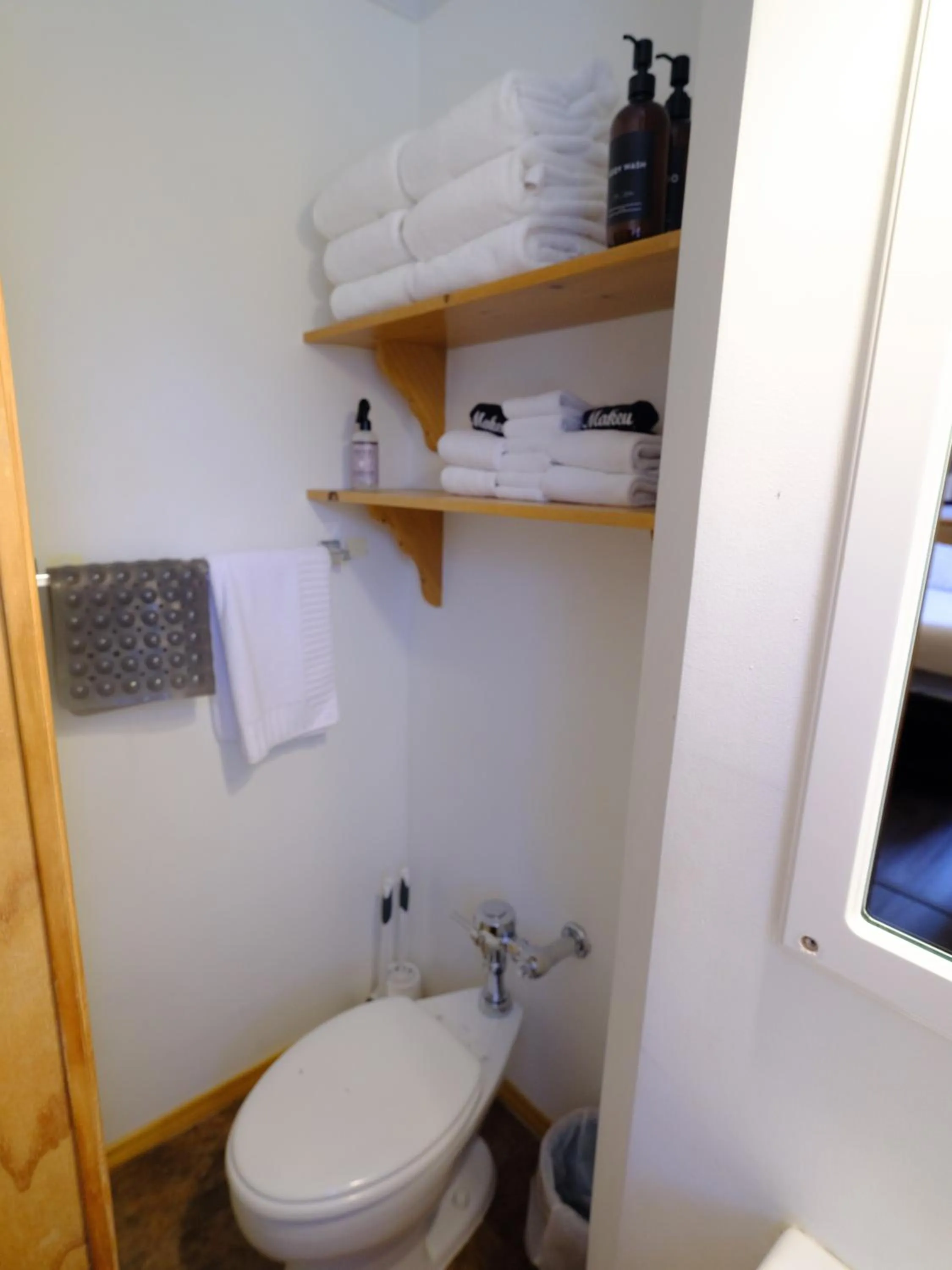 Bathroom in Lake Front Cabins
