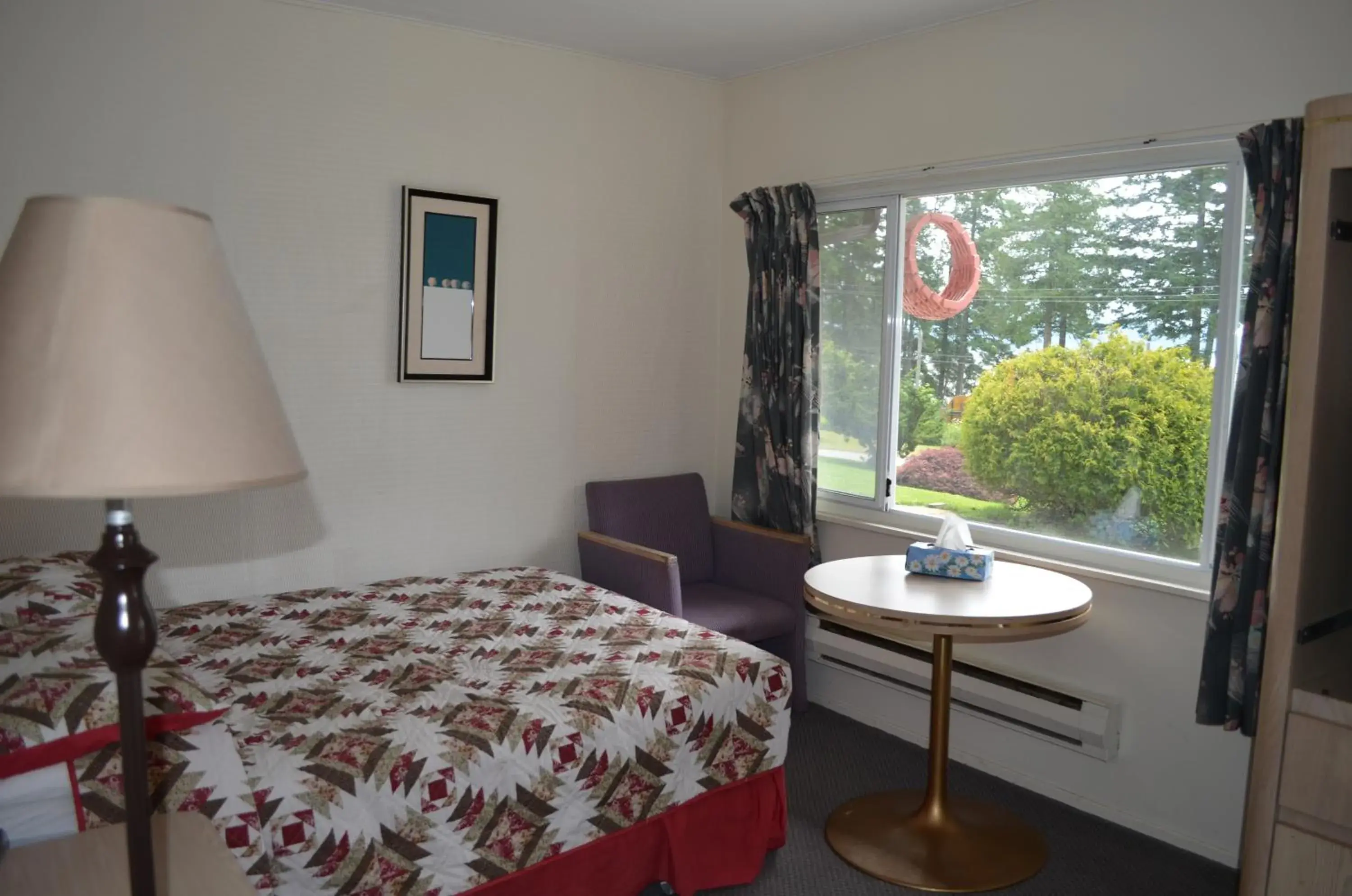 Family Room in Seaside Villa Motel & RV Park Family Room in Seaside Villa Motel & RV Park