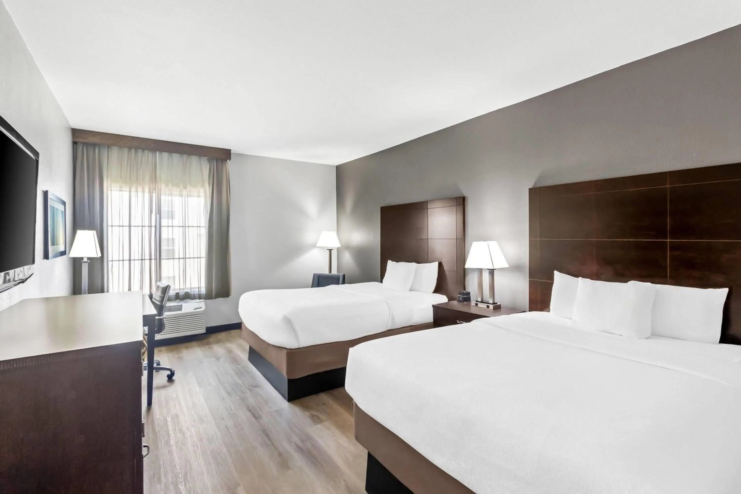 Bed in La Quinta by Wyndham Houston Energy Corridor