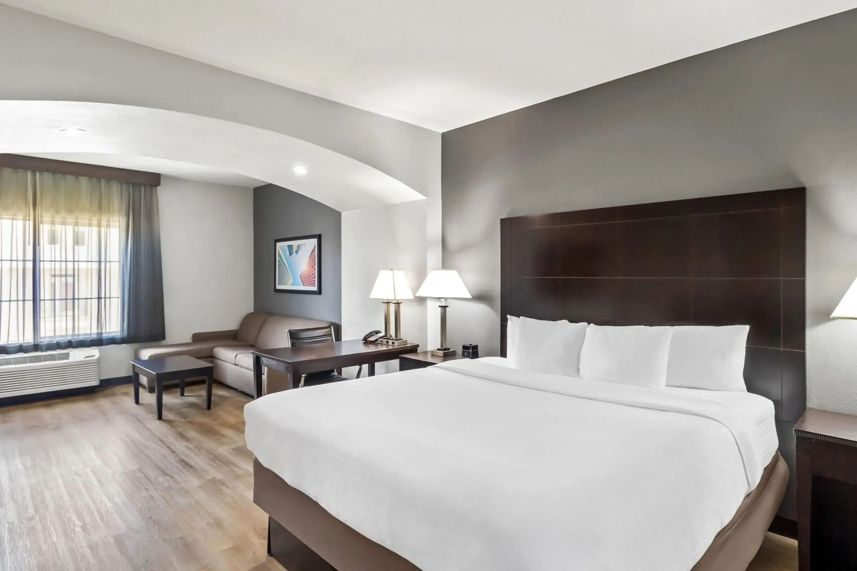 Bed in La Quinta by Wyndham Houston Energy Corridor Bed in La Quinta by Wyndham Houston Energy Corridor