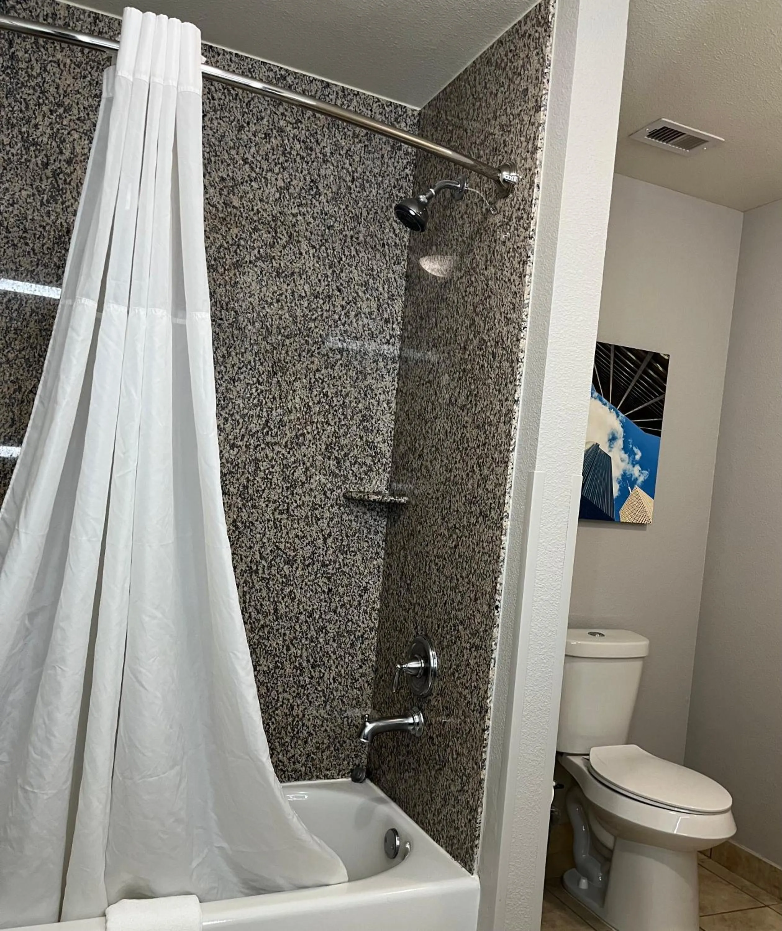 Shower in La Quinta by Wyndham Houston Energy Corridor