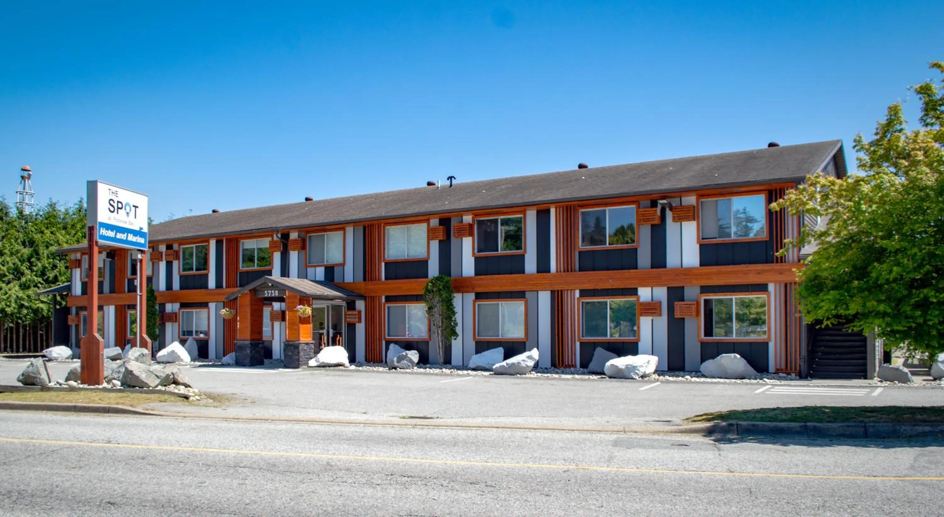 Property building in The Spot at Porpoise Bay