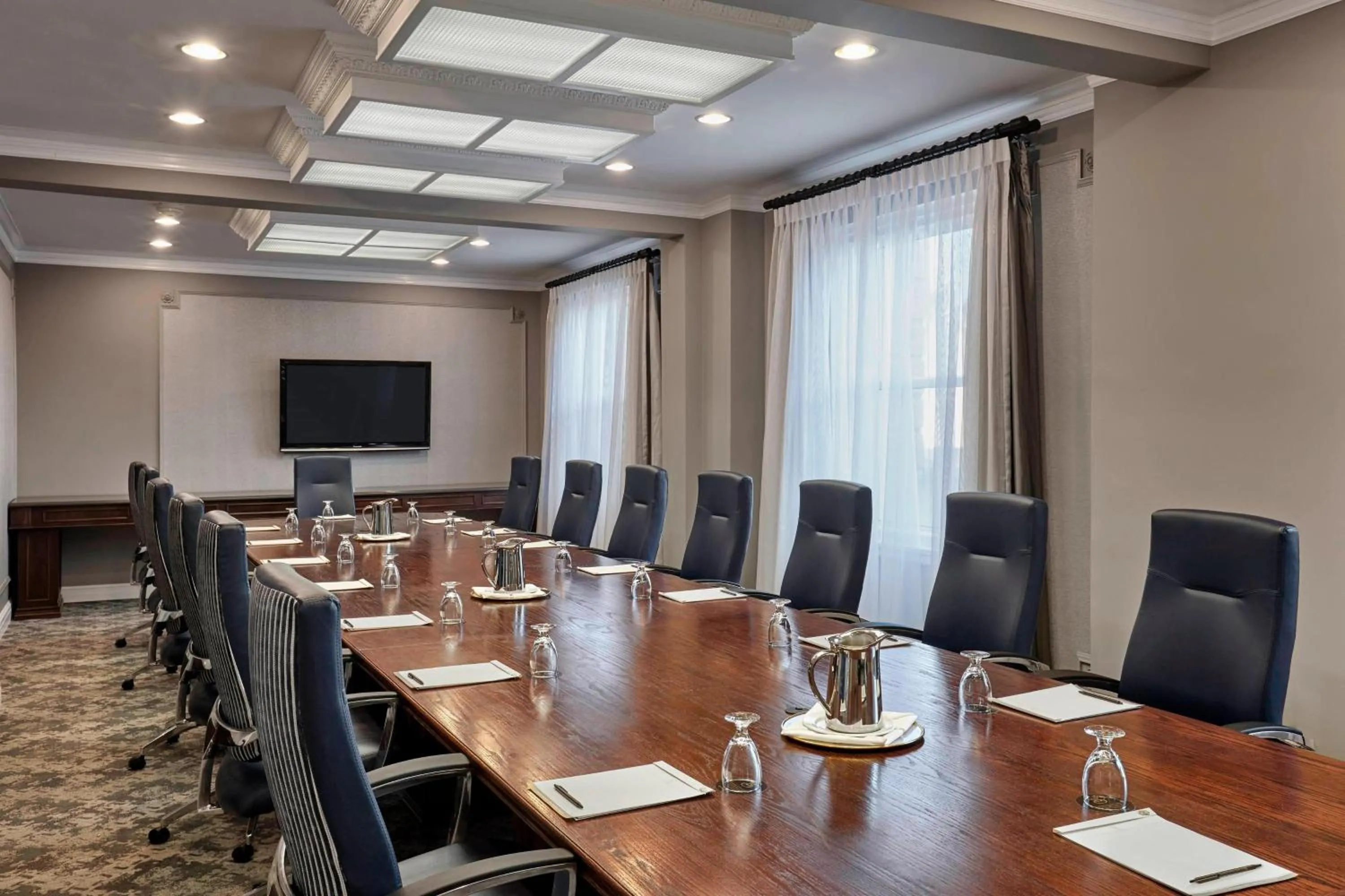 Meeting/conference room in The Hotel Saskatchewan, Autograph Collection