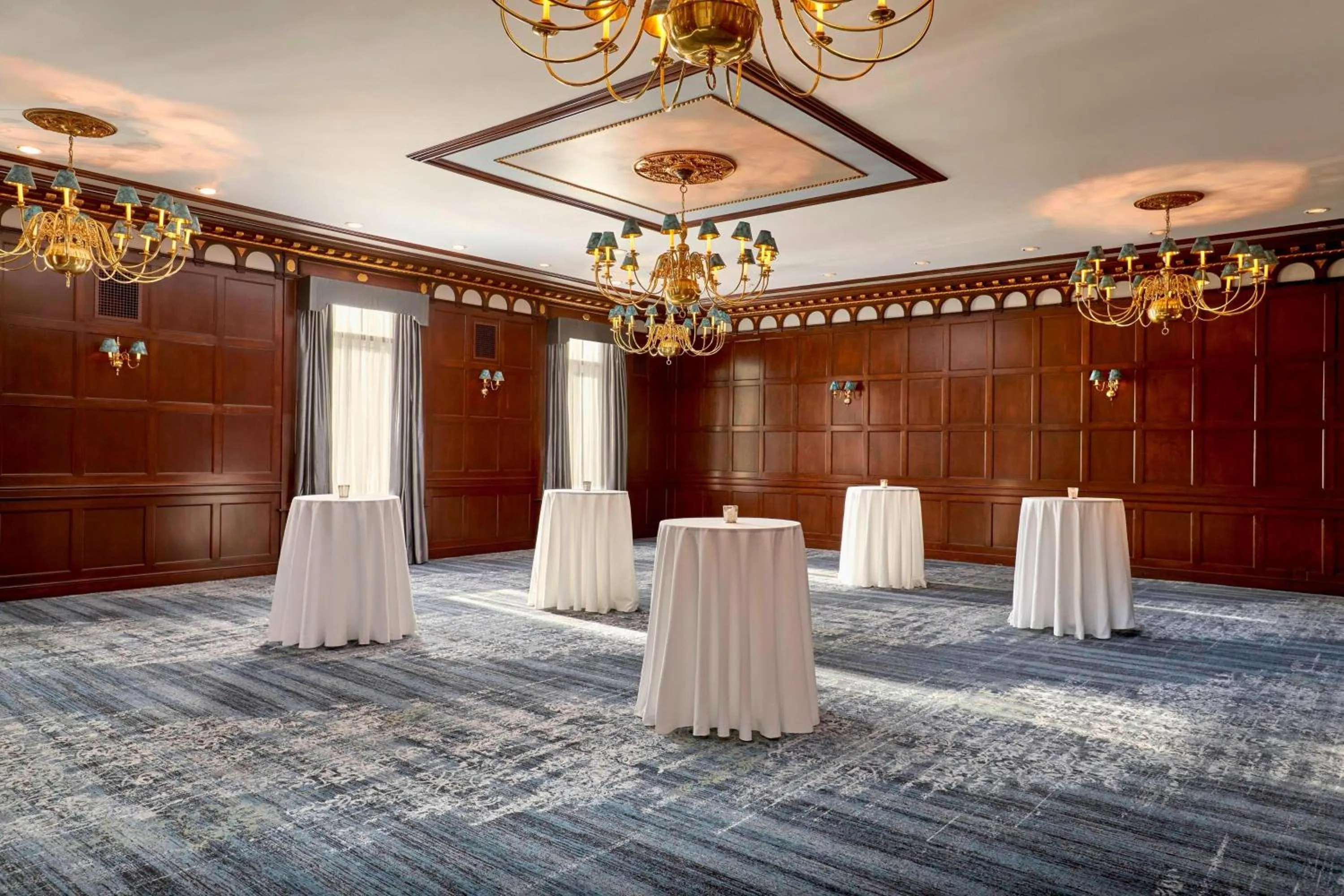 Meeting/conference room in The Hotel Saskatchewan, Autograph Collection