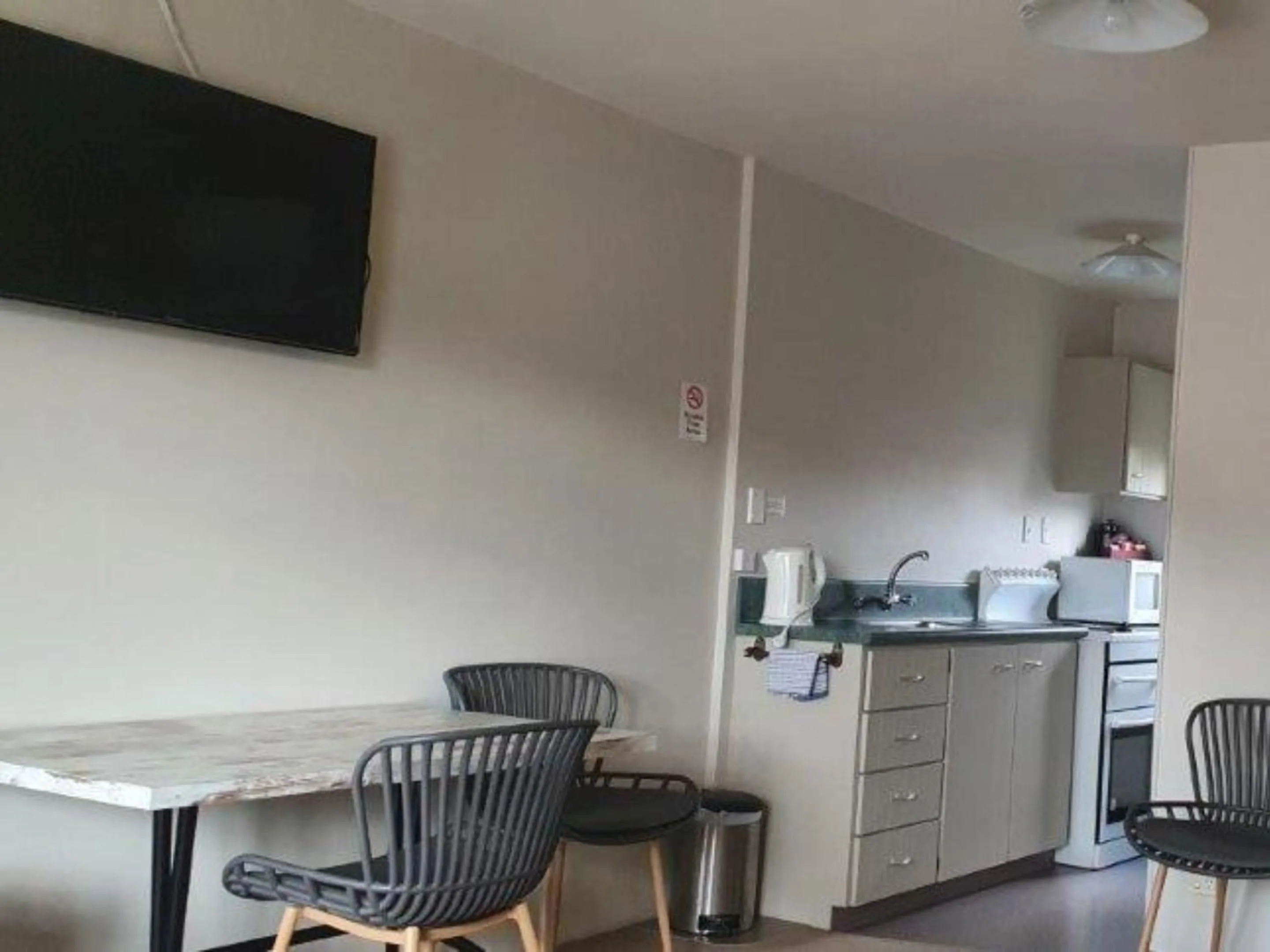 Dining area in Ashburton's Regency Motel