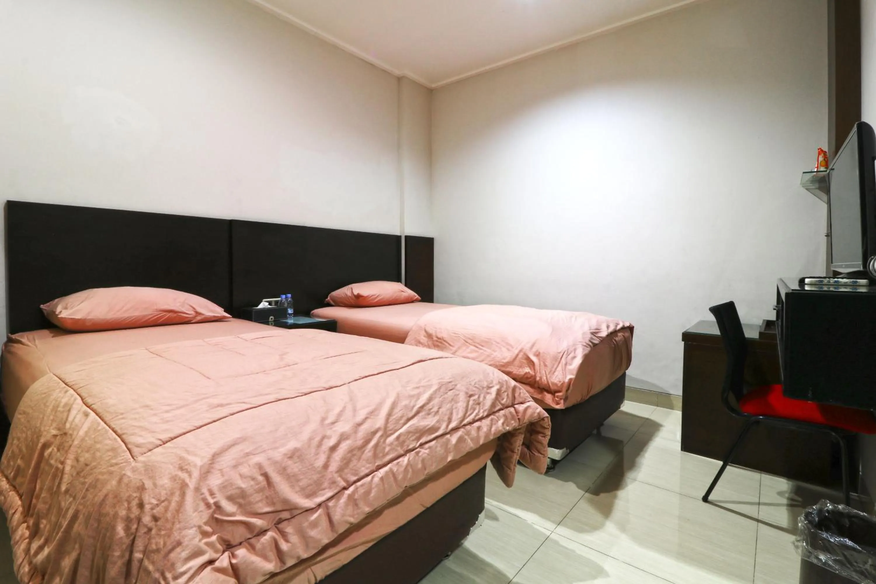 Bed in Bendungan Hilir Residence