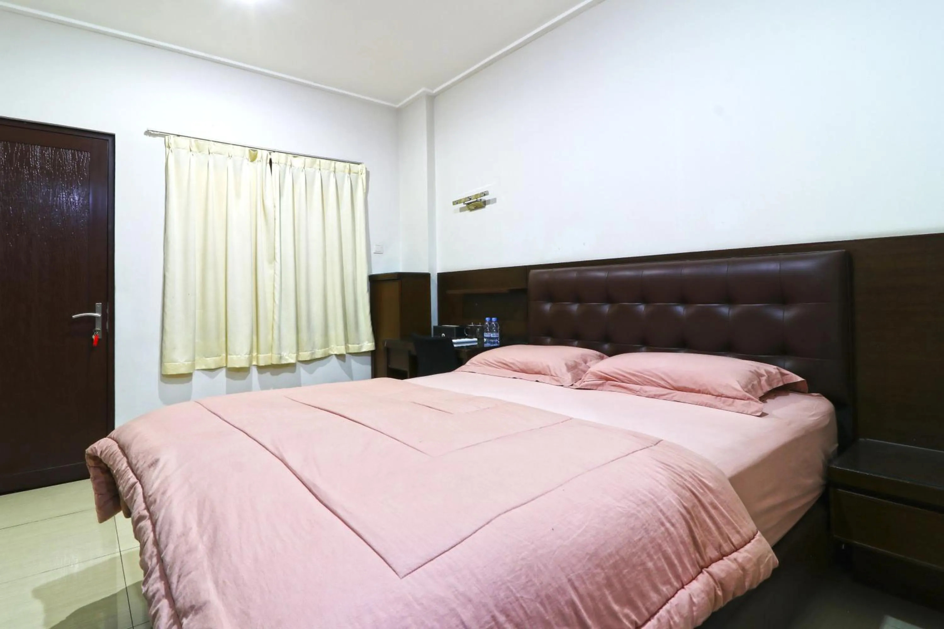 Bedroom, Bed in Bendungan Hilir Residence