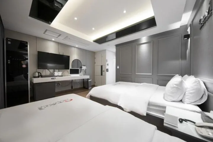 Bed in Stay Hotel