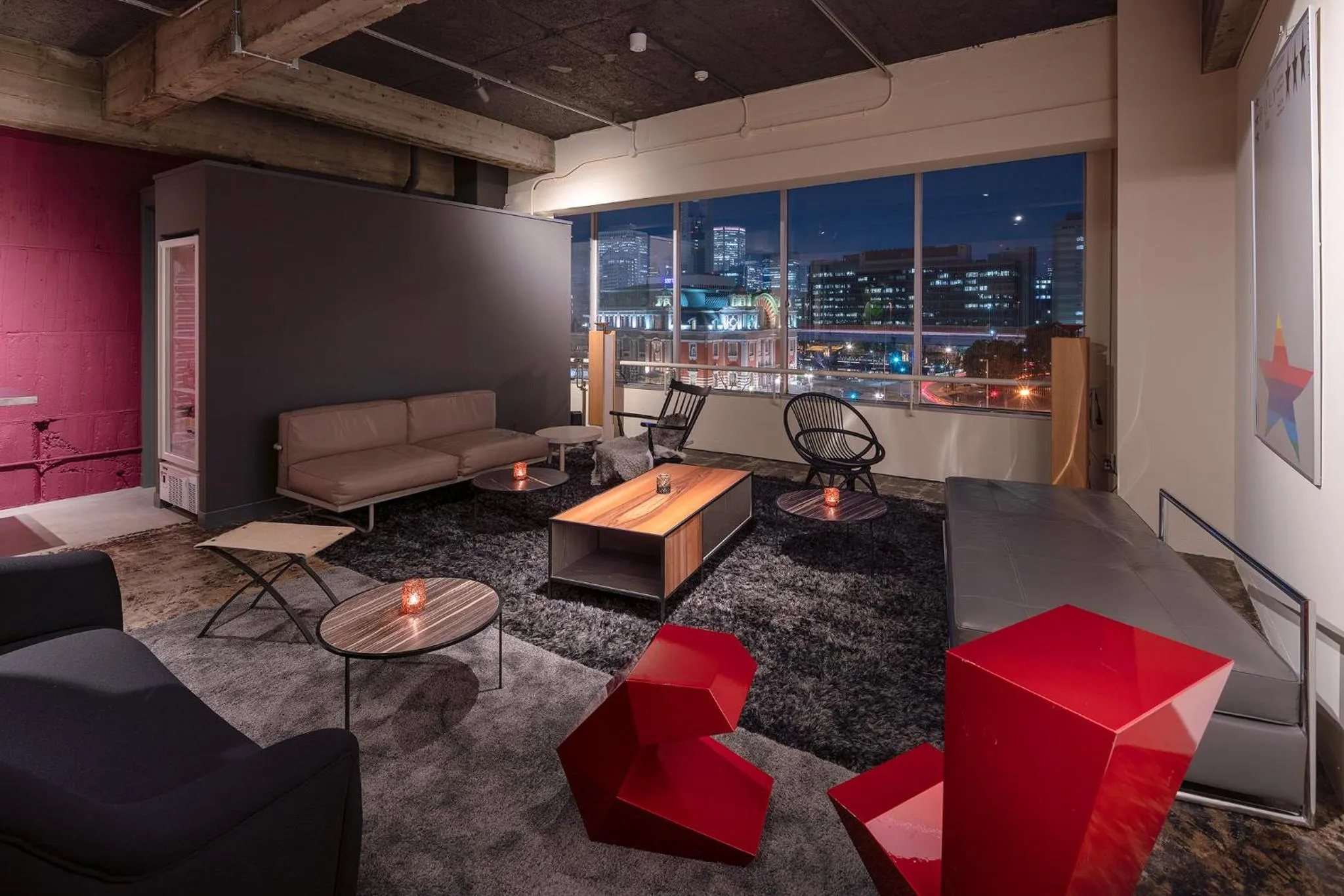 Communal lounge/ TV room in THE BOLY OSAKA