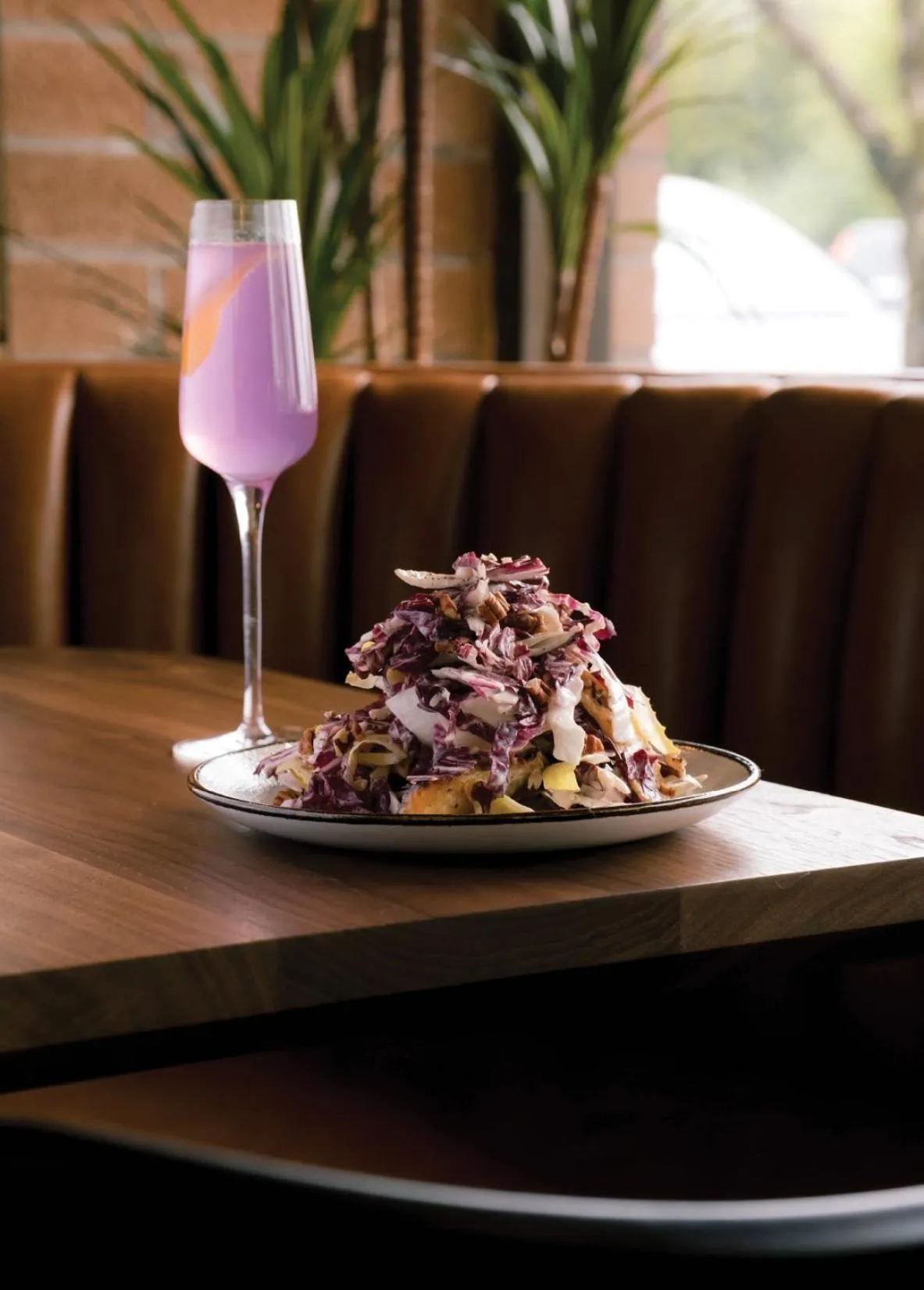 Lounge or bar in Sechelt inn