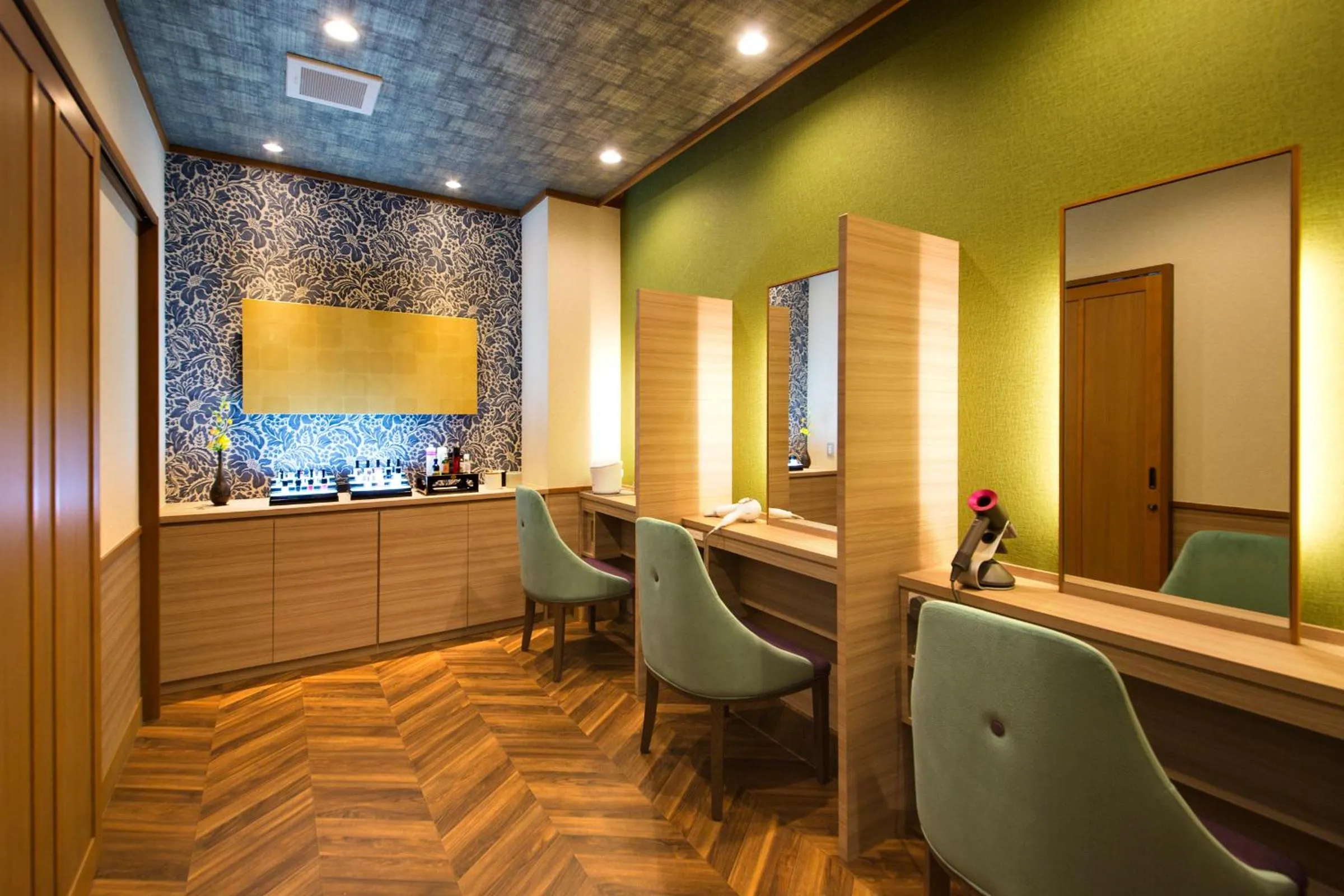 Kanazawa Hyakurakusou