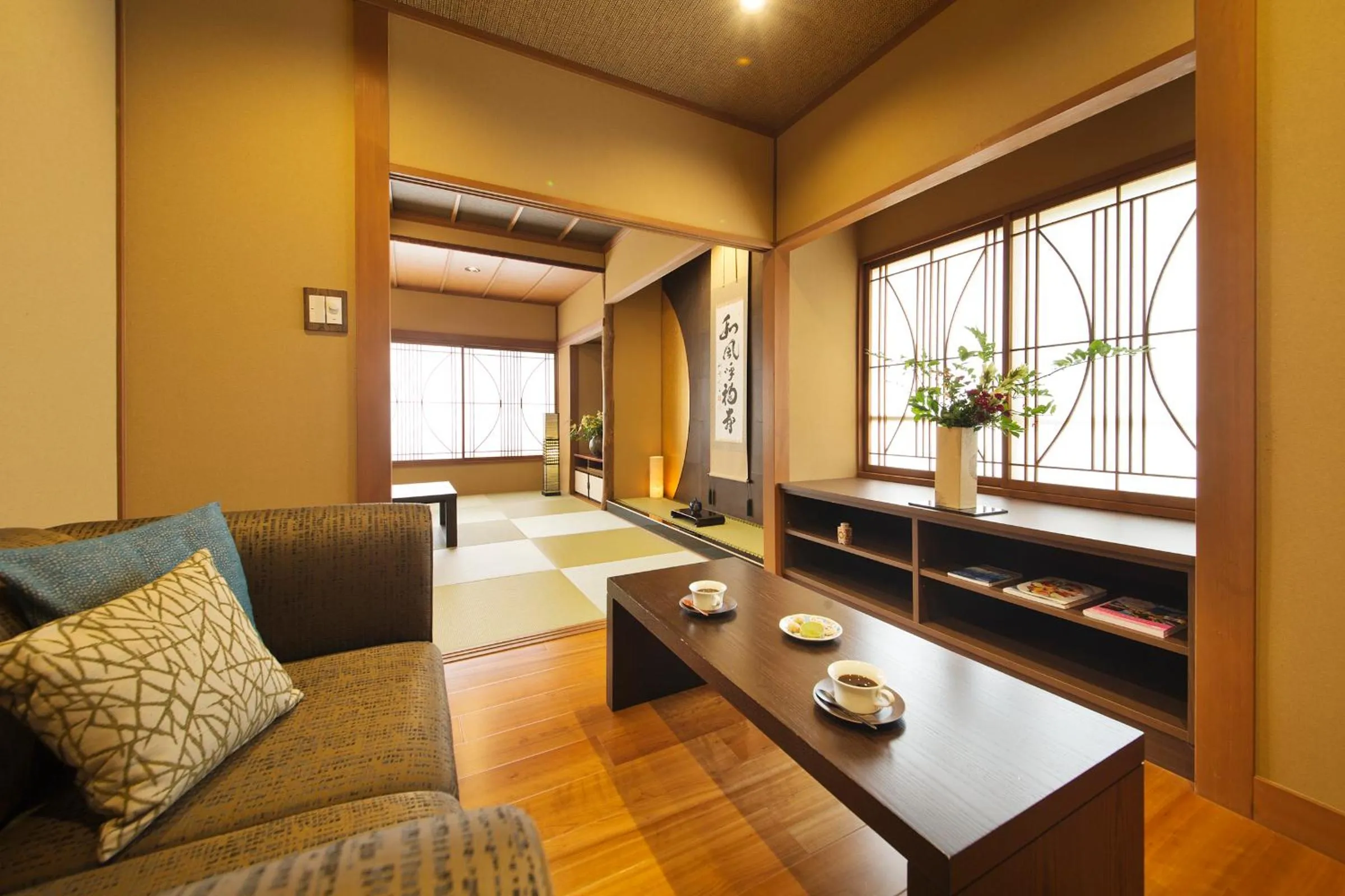 Kanazawa Hyakurakusou