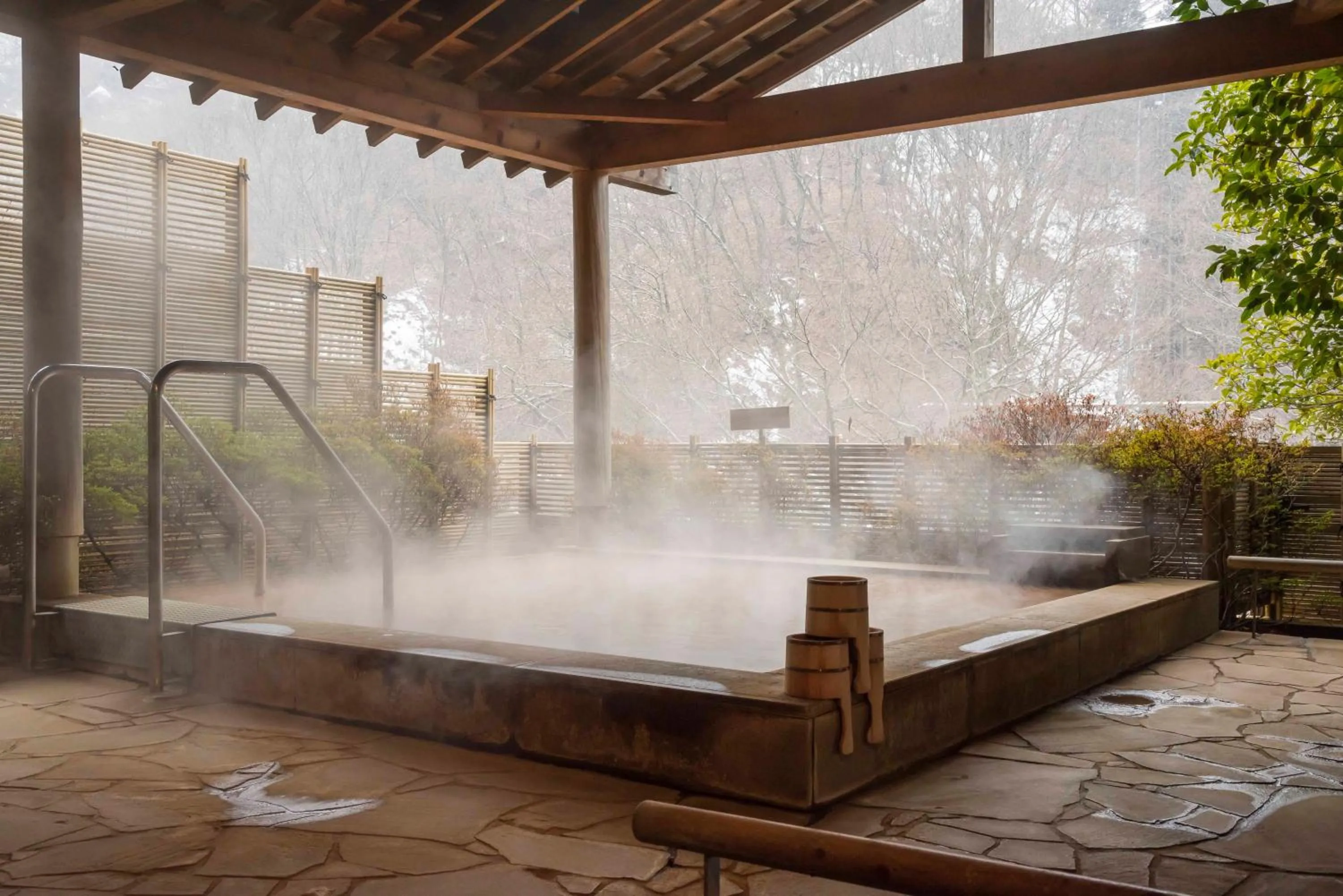 Hot Spring Bath in Fukuichi
