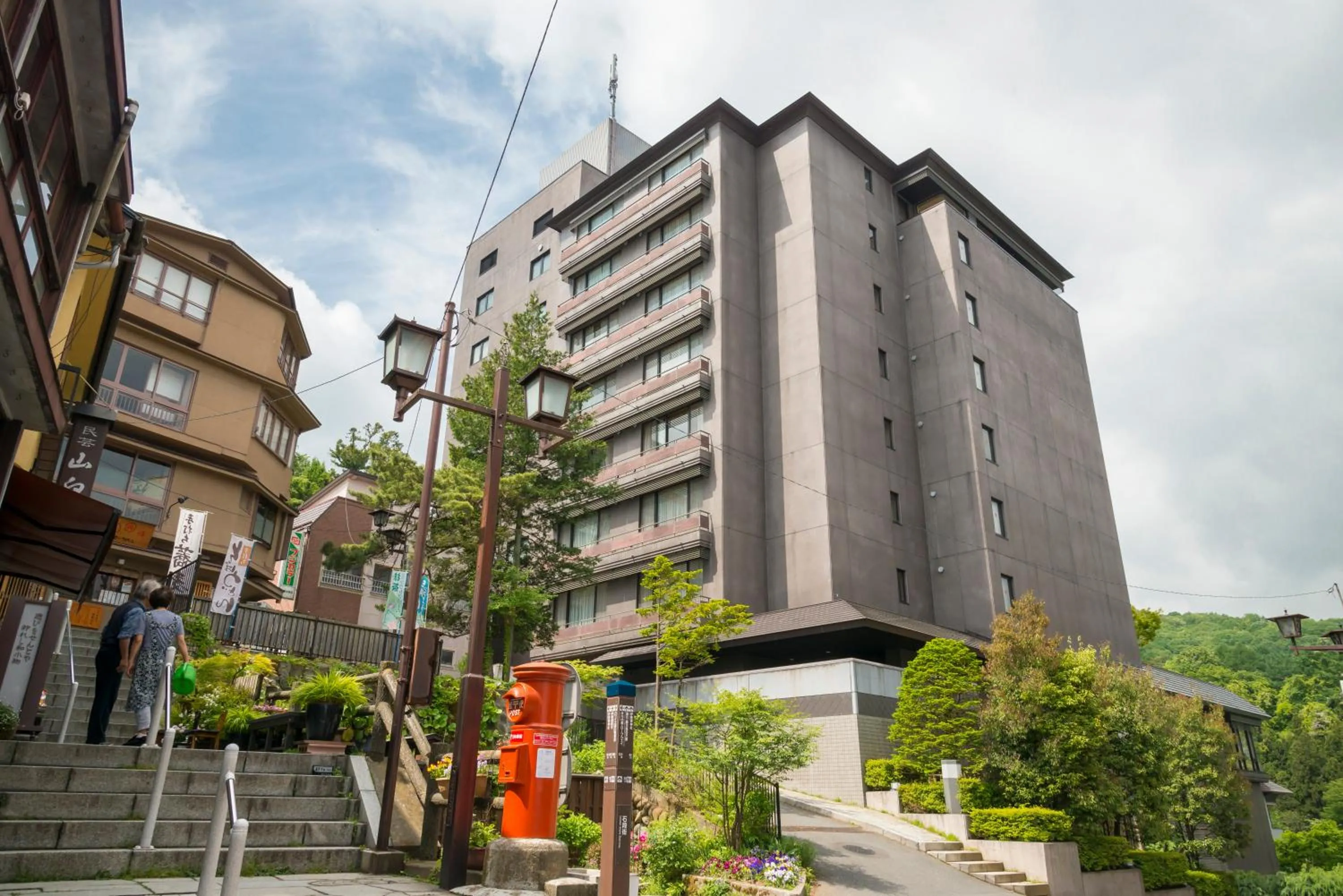 Facade/entrance in Fukuichi