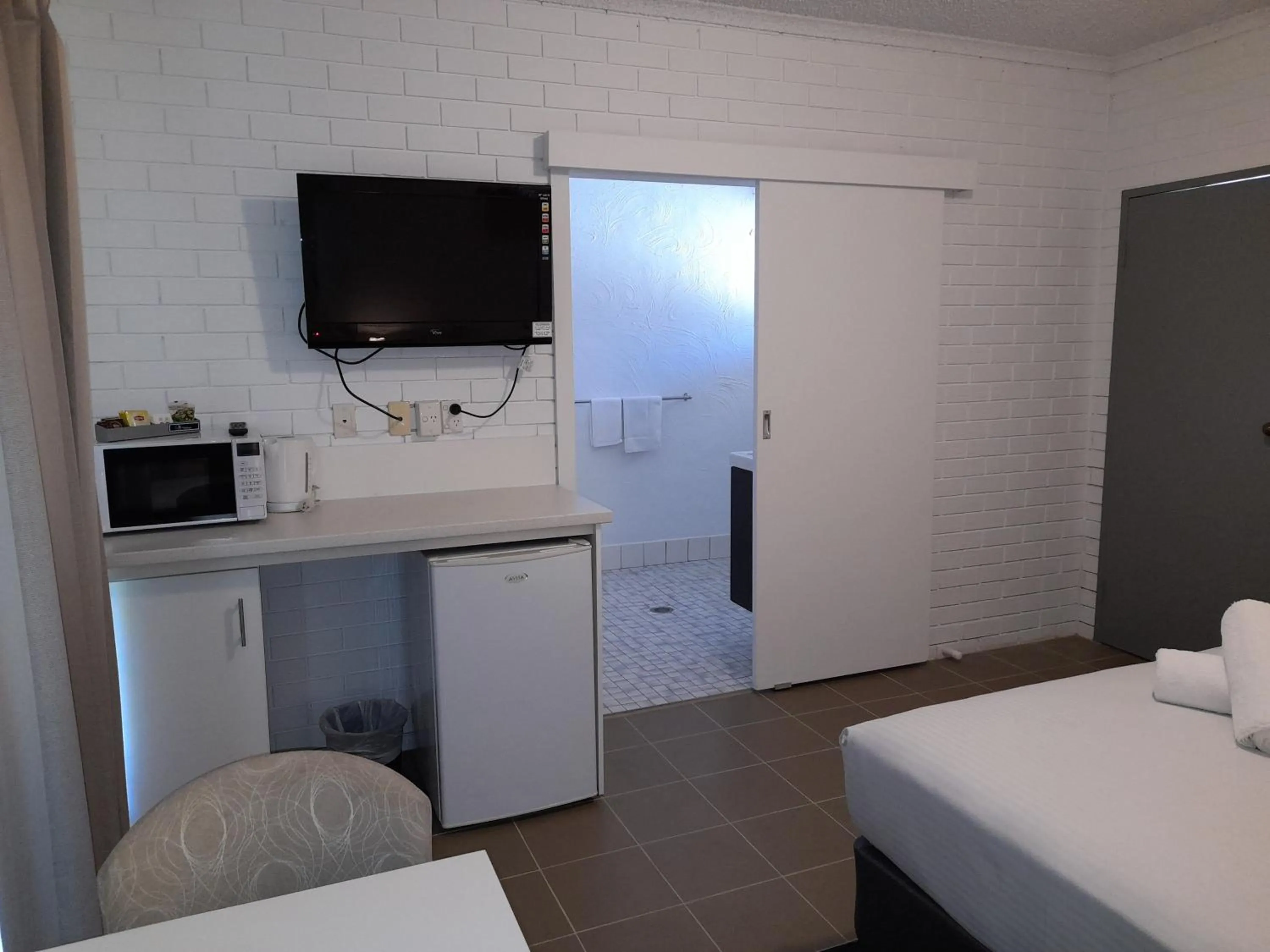 Bedroom, Bed in Junction Motel Wagga