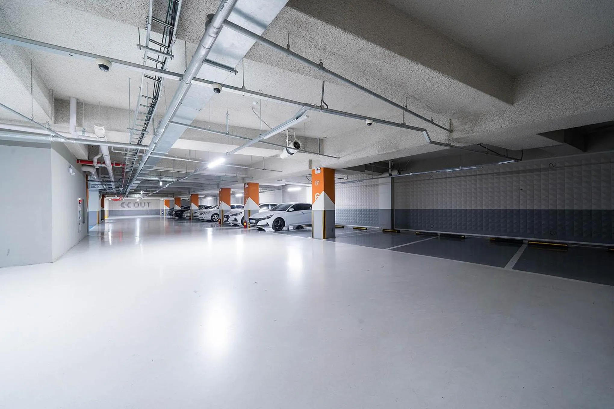 Parking in Davin Hotel