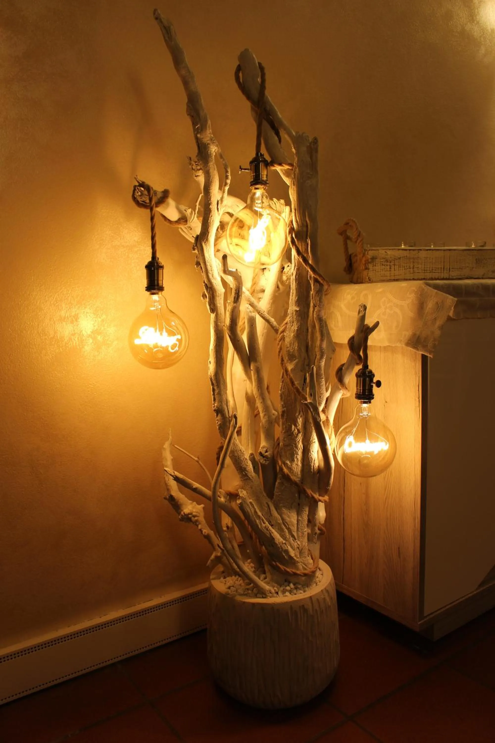 Decorative detail in B&B Villa dei Cigni Reali