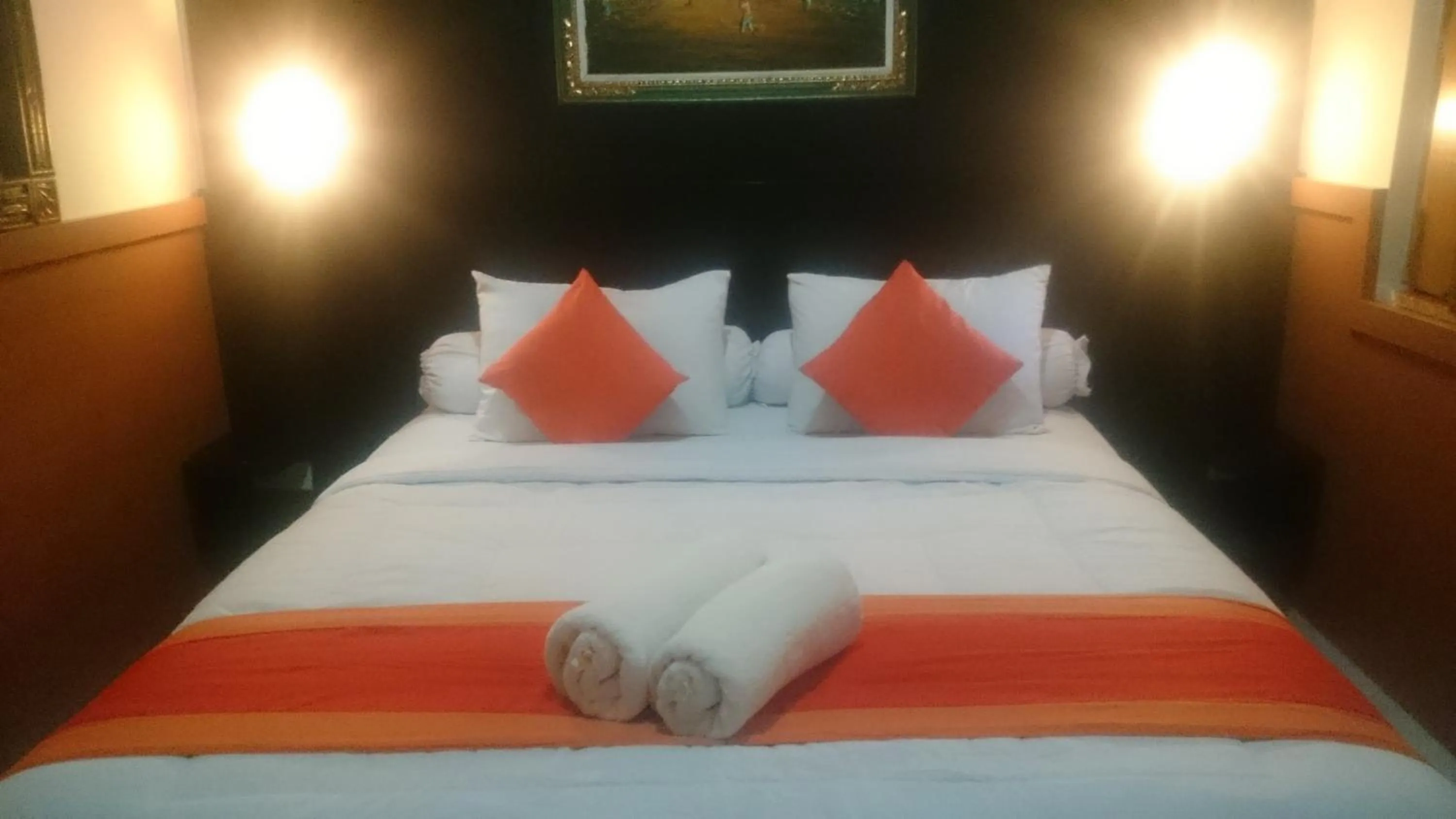 Photo of the whole room in Agus Beach Inn