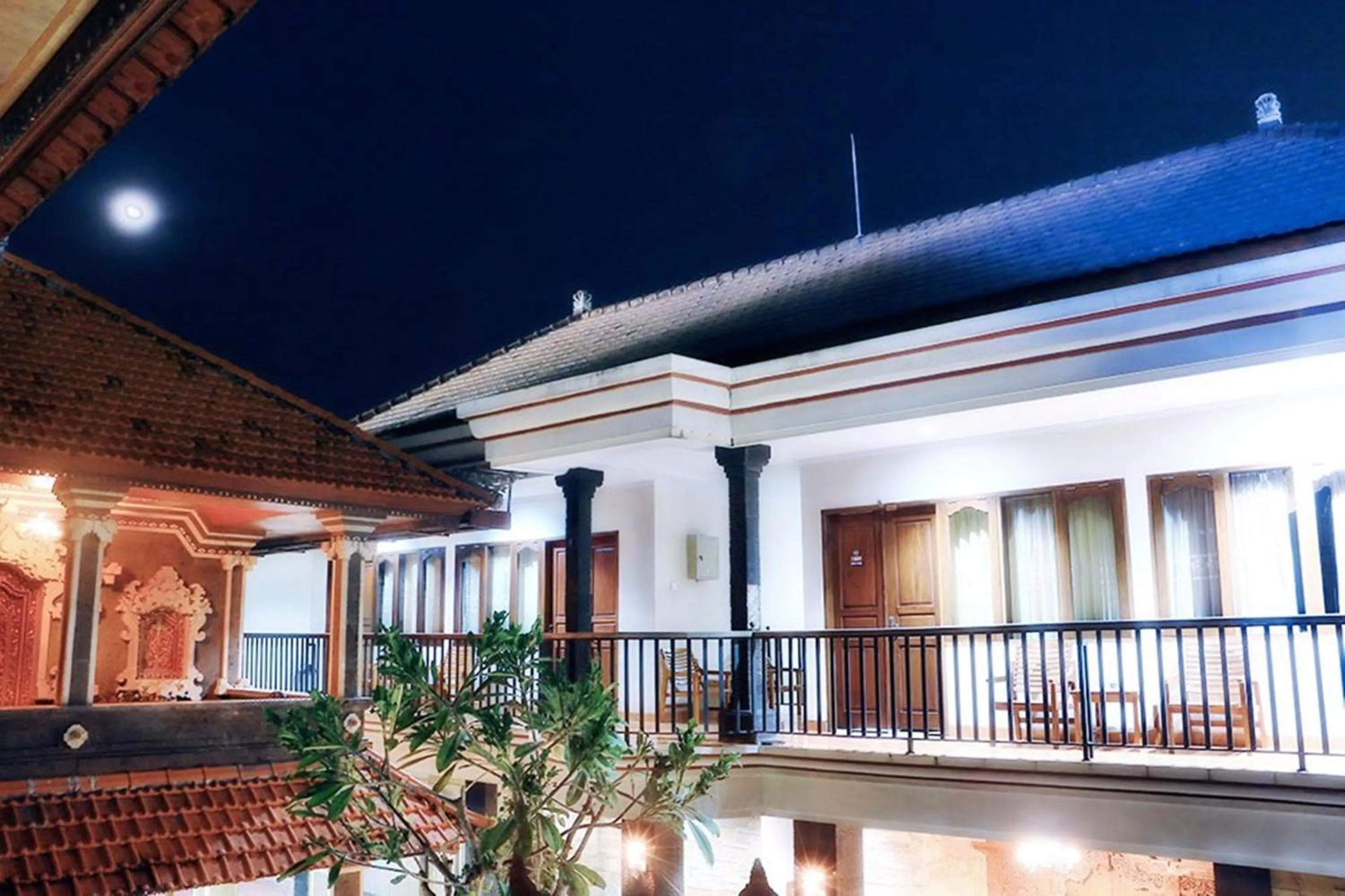 Balcony/Terrace in Agus Beach Inn