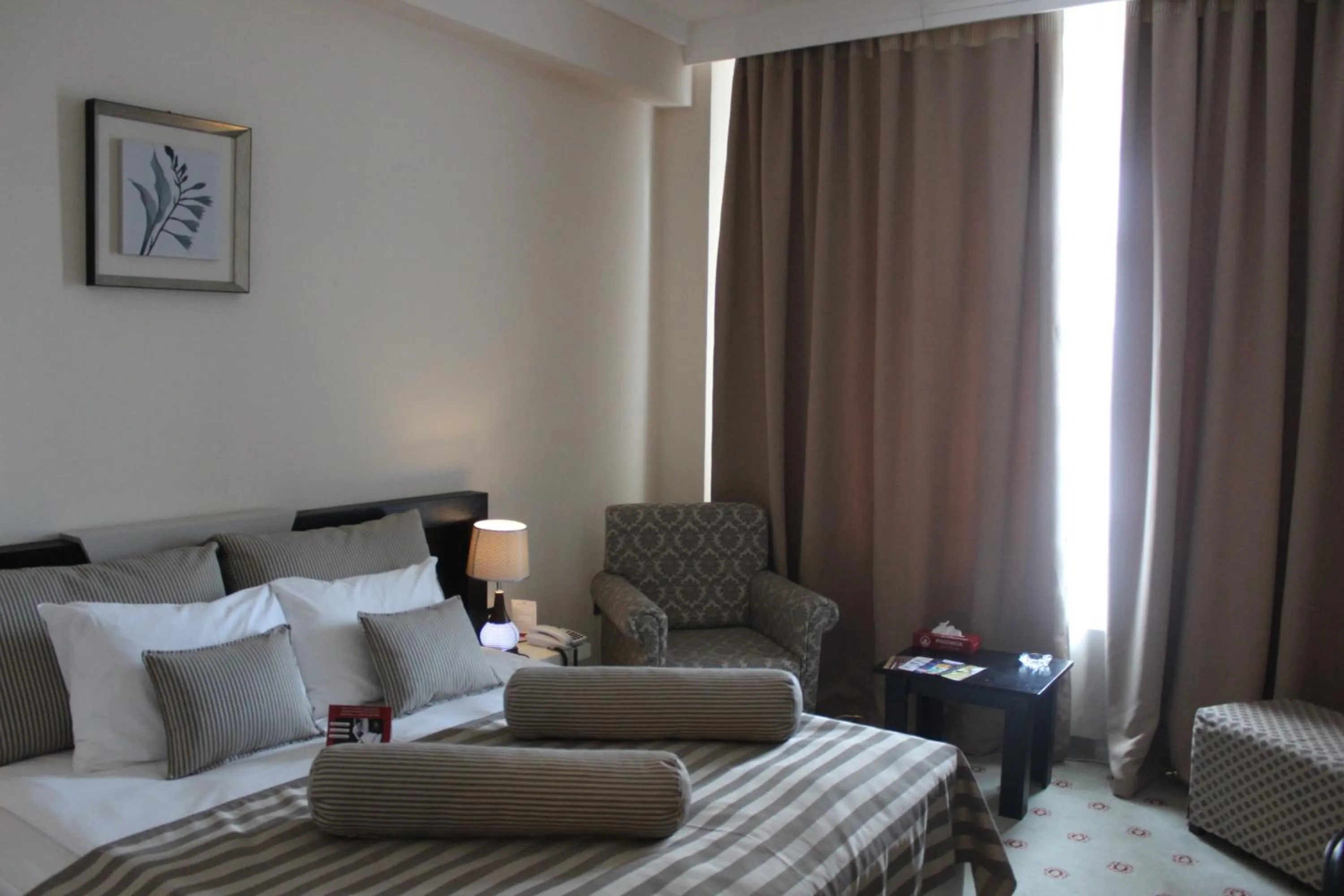 Bedroom, Bed in Phoenicia Grand Hotel
