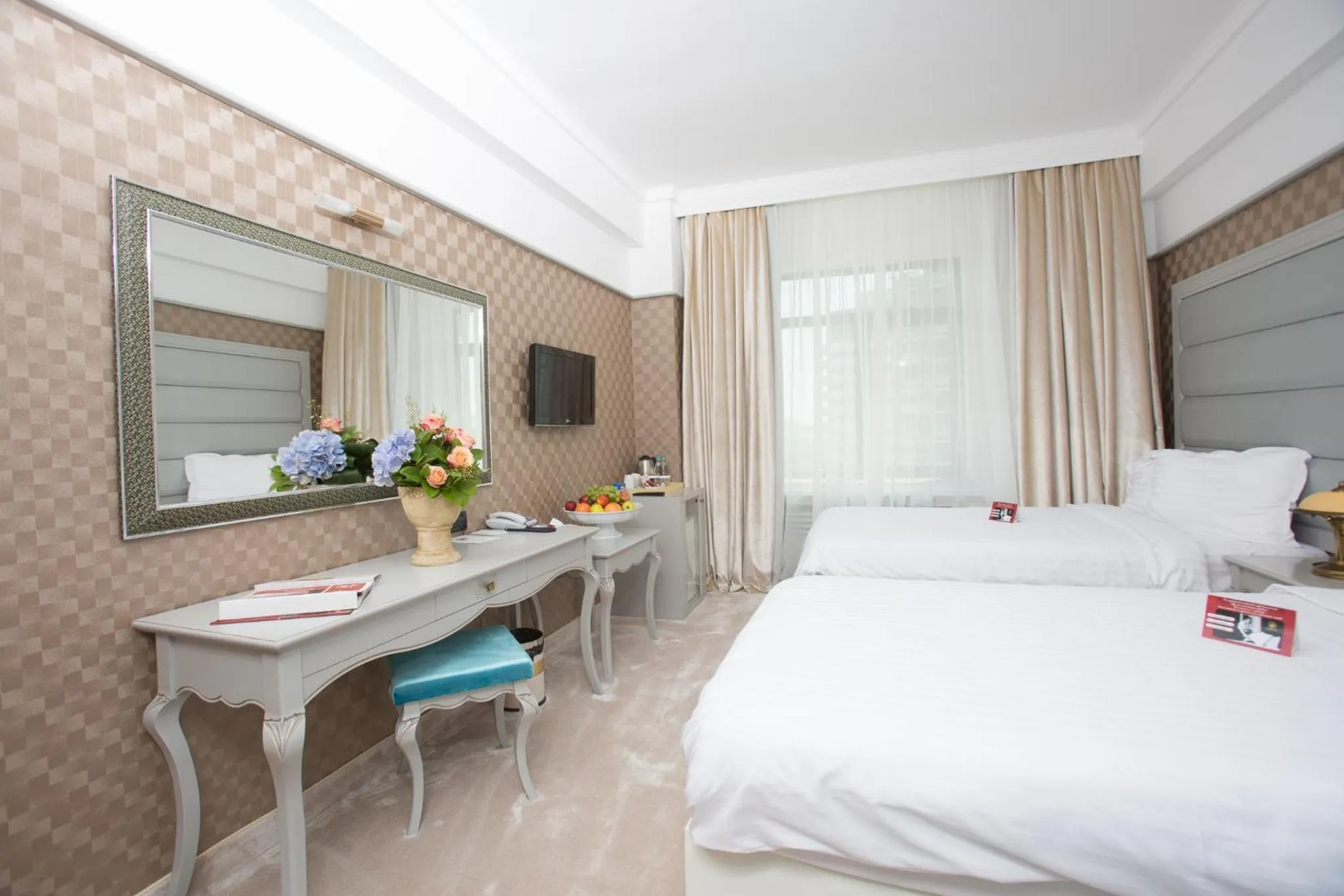 Photo of the whole room, Bed in Phoenicia Grand Hotel