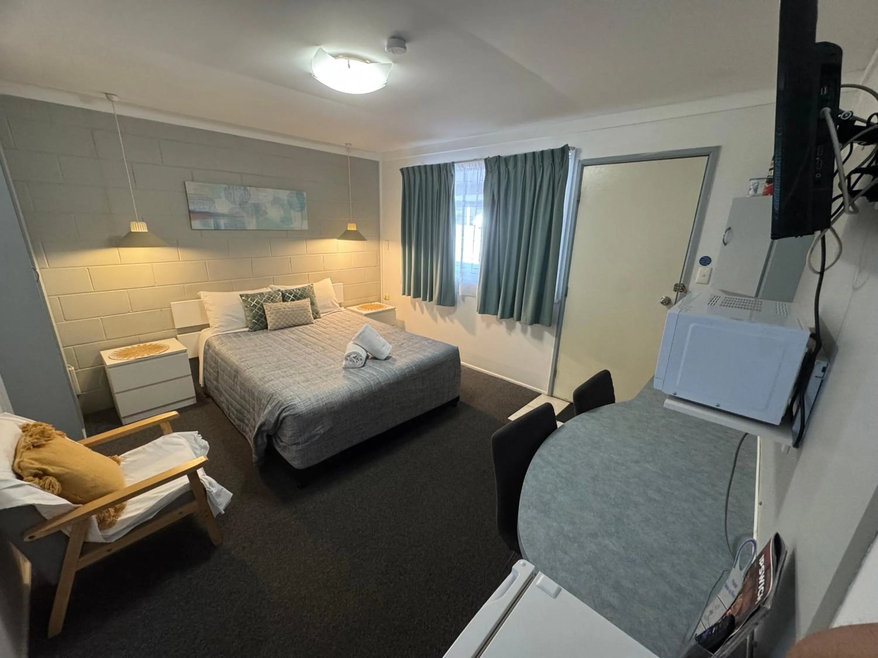 Bed in Hatton Vale Motel