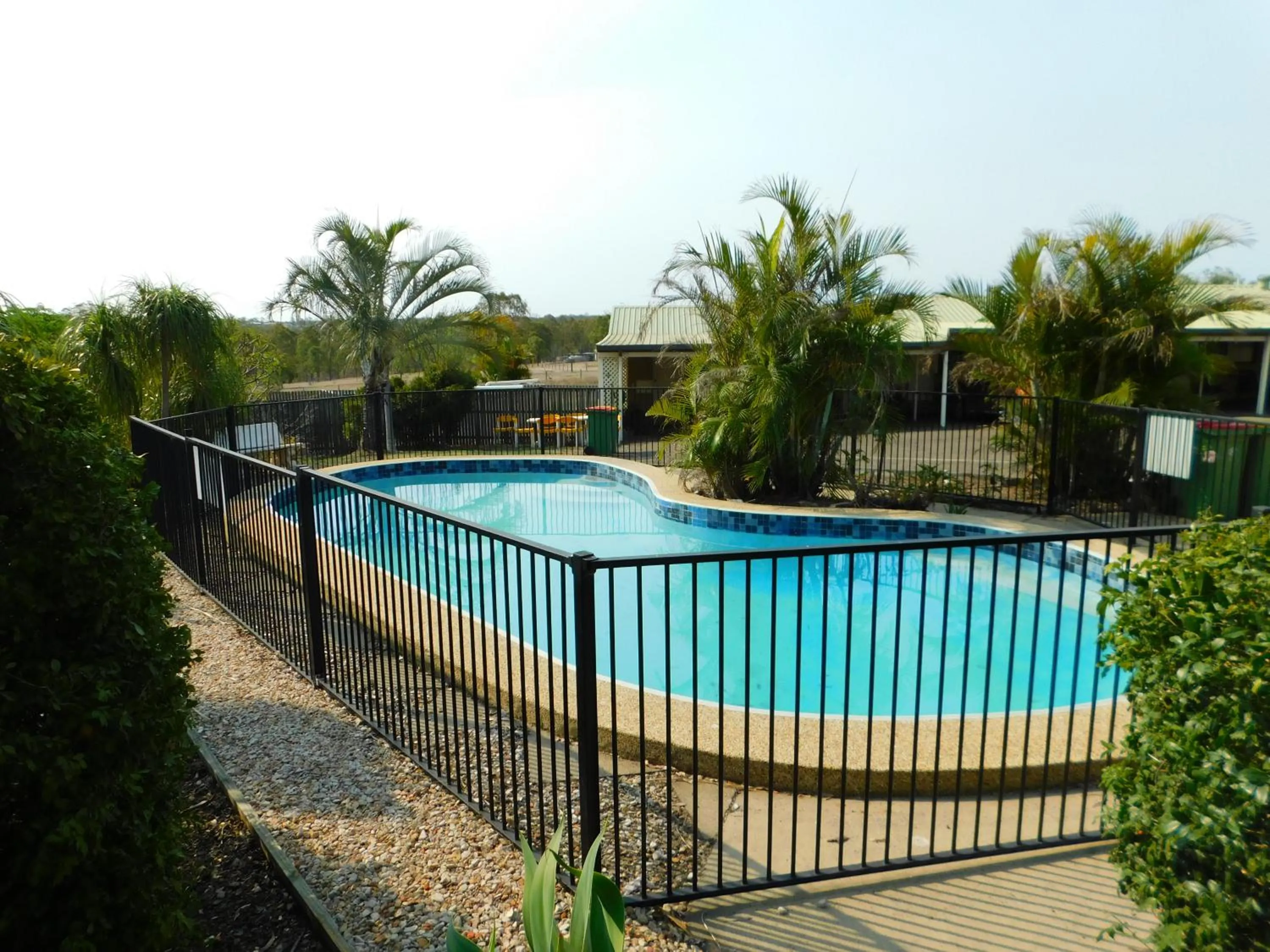 Swimming pool in Hatton Vale Motel