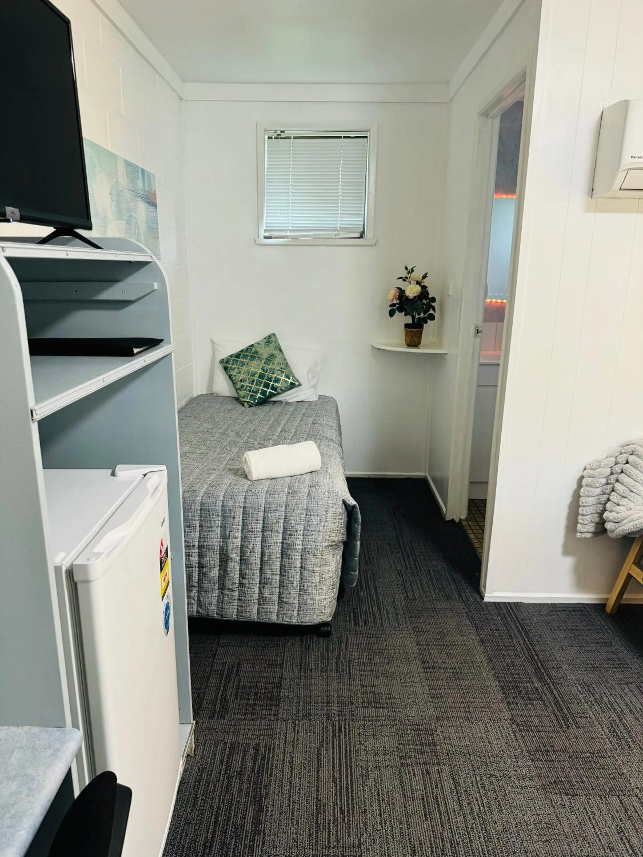 Bed in Hatton Vale Motel