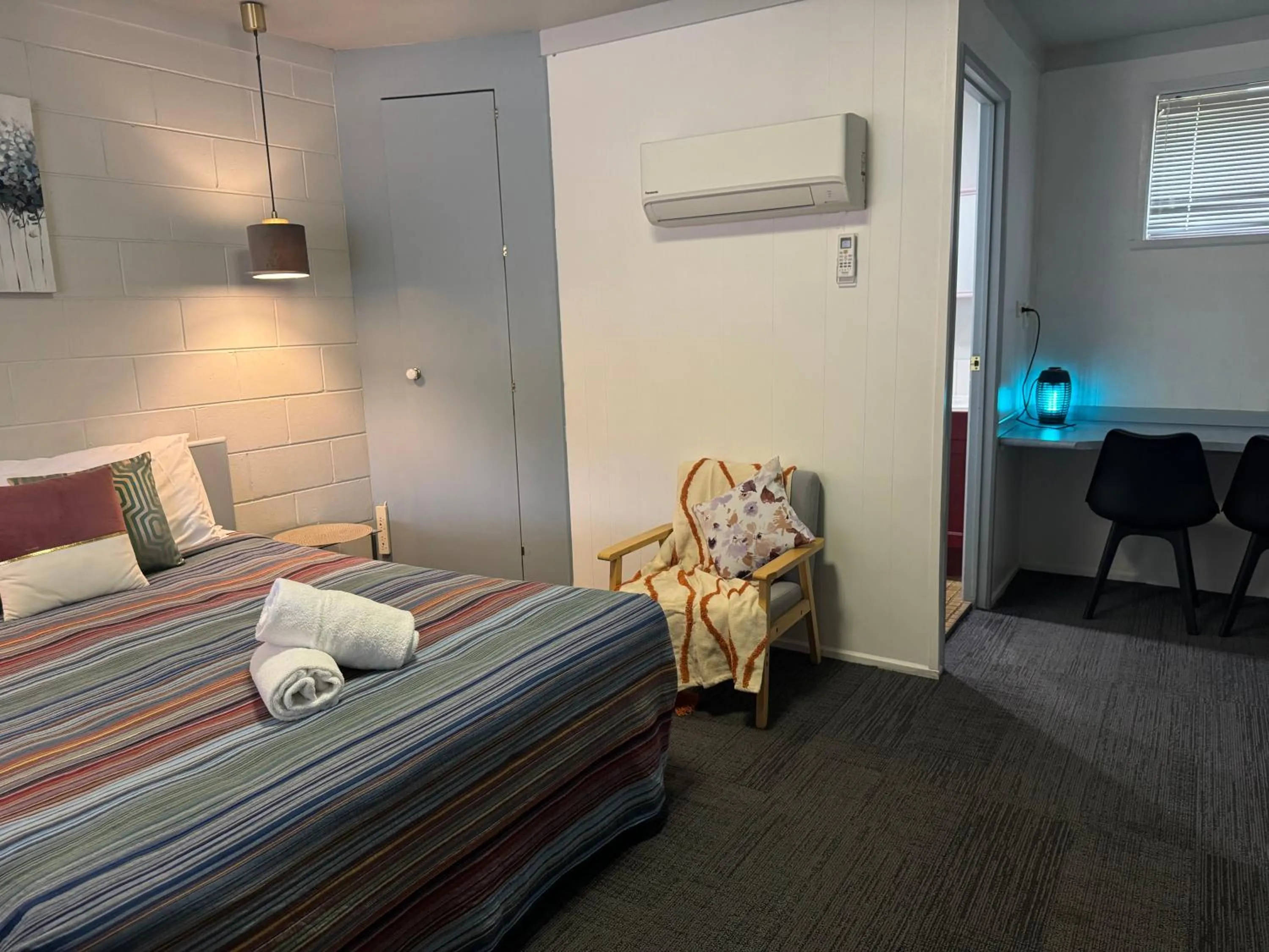 Bed in Hatton Vale Motel