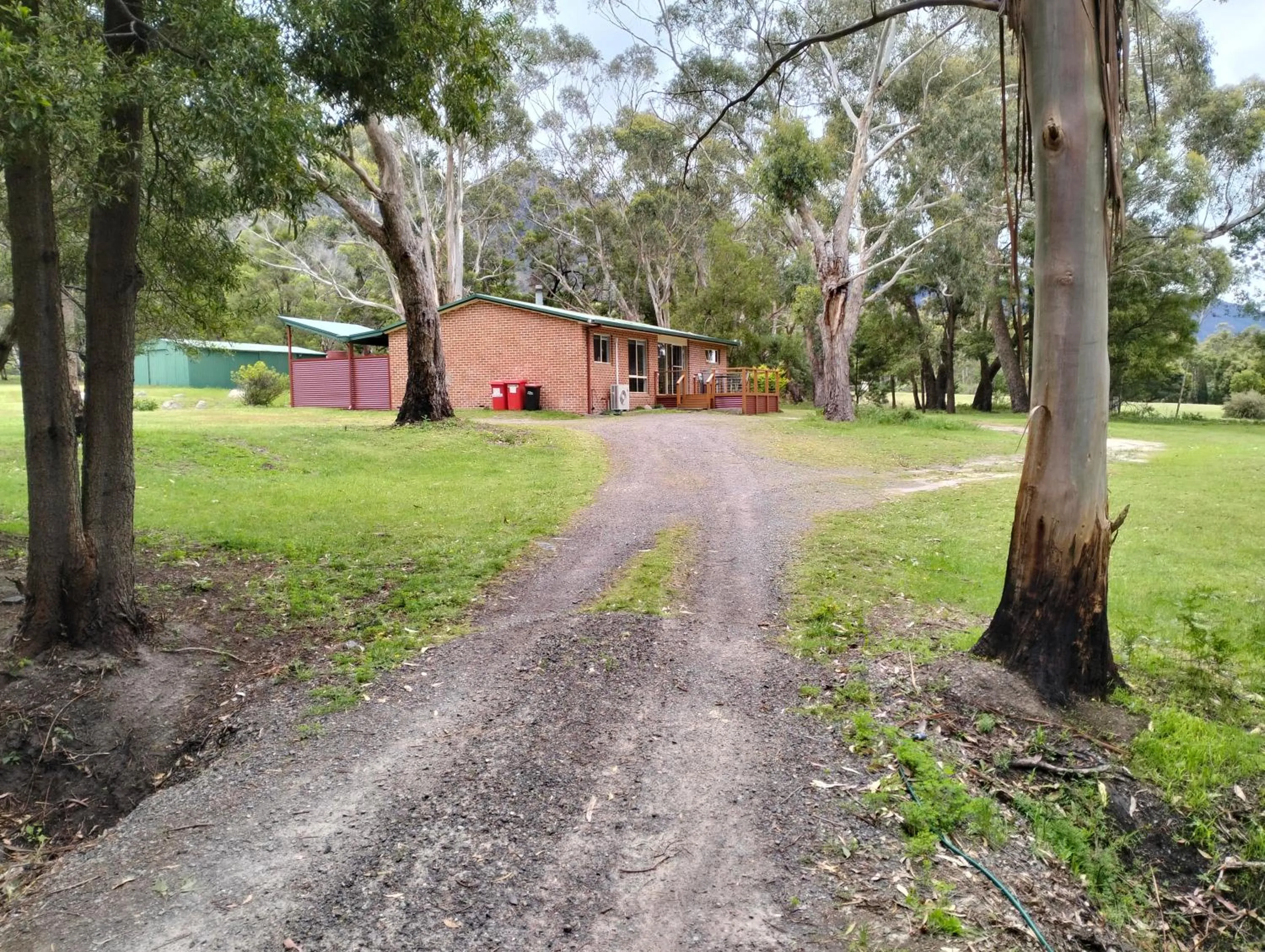 Property building in Halls Gap Valley Lodges