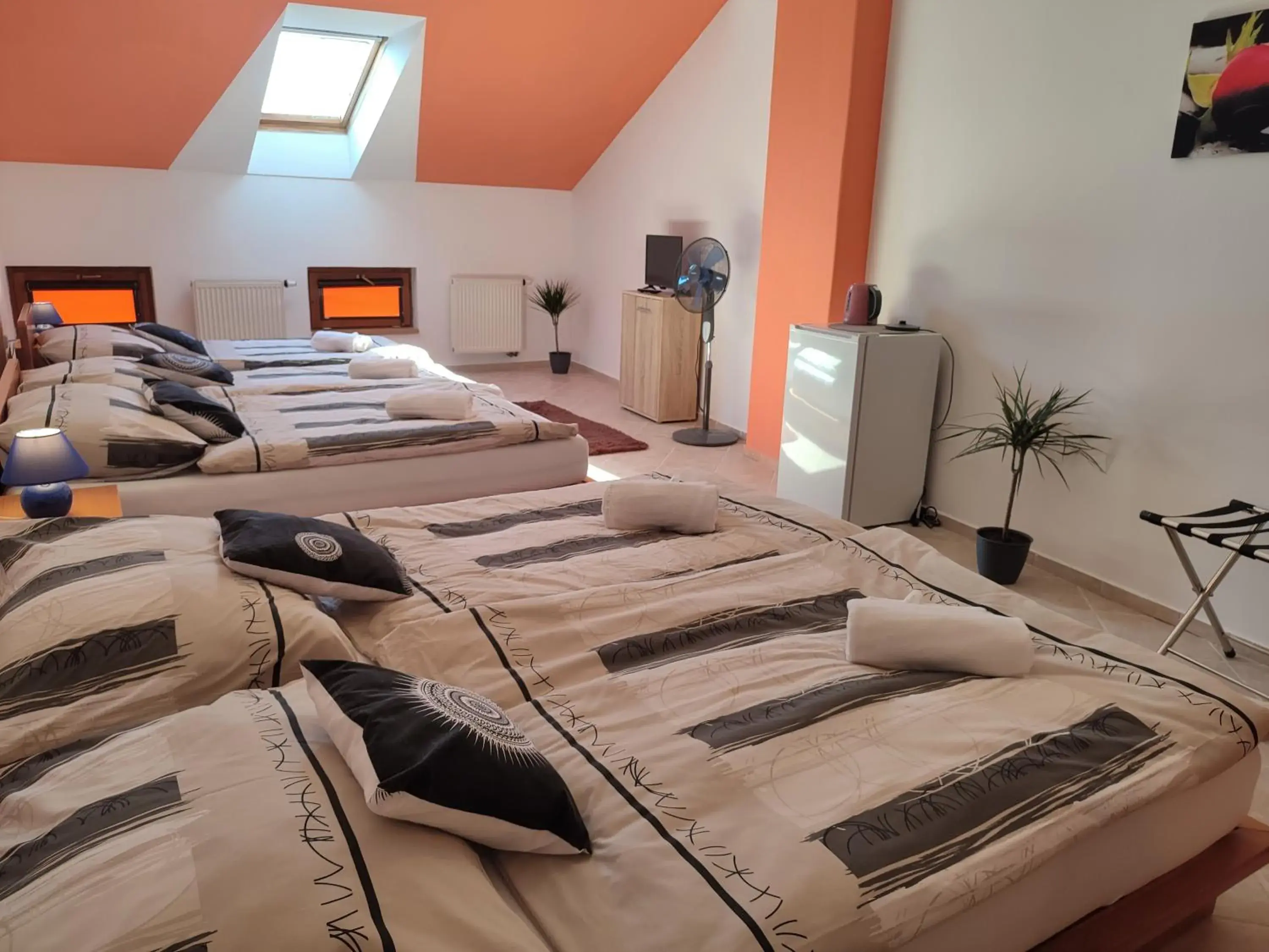 Family Room with Bathroom - single occupancy in Hotel 28 Family Room with Bathroom - single occupancy in Hotel 28