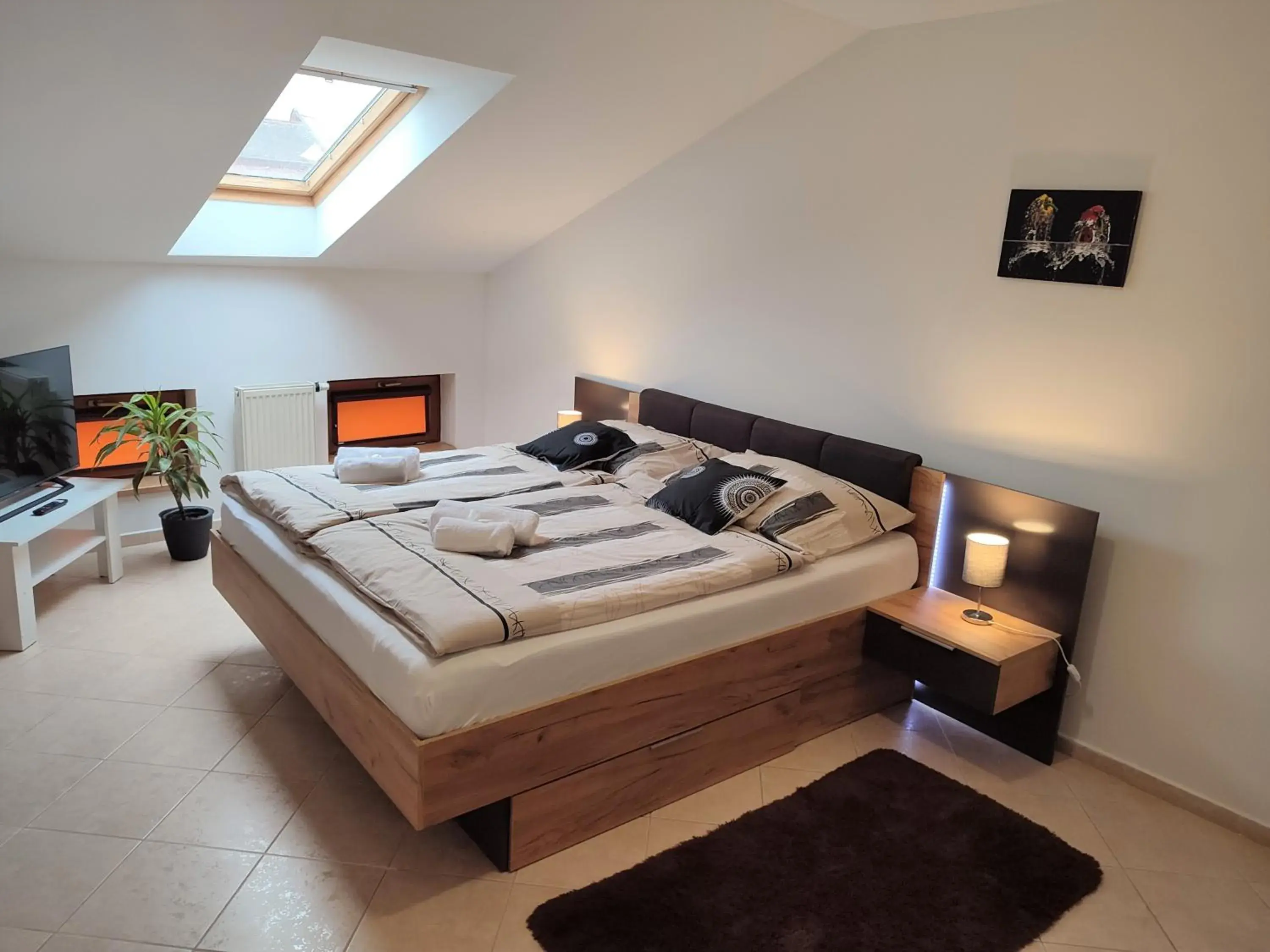 Triple Room with Bathroom - single occupancy in Hotel 28 Triple Room with Bathroom - single occupancy in Hotel 28