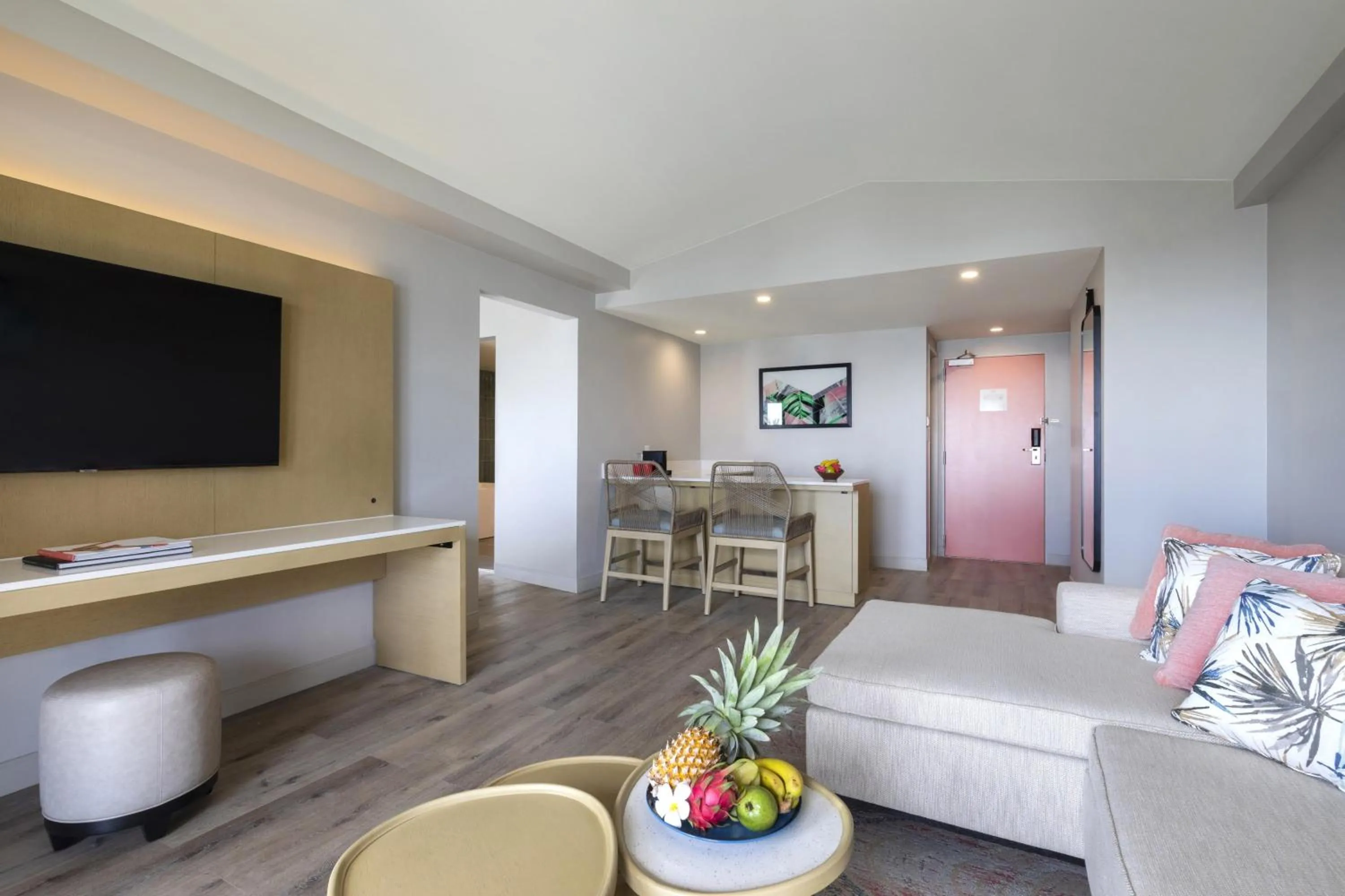 Photo of the whole room in Crowne Plaza Resort Saipan