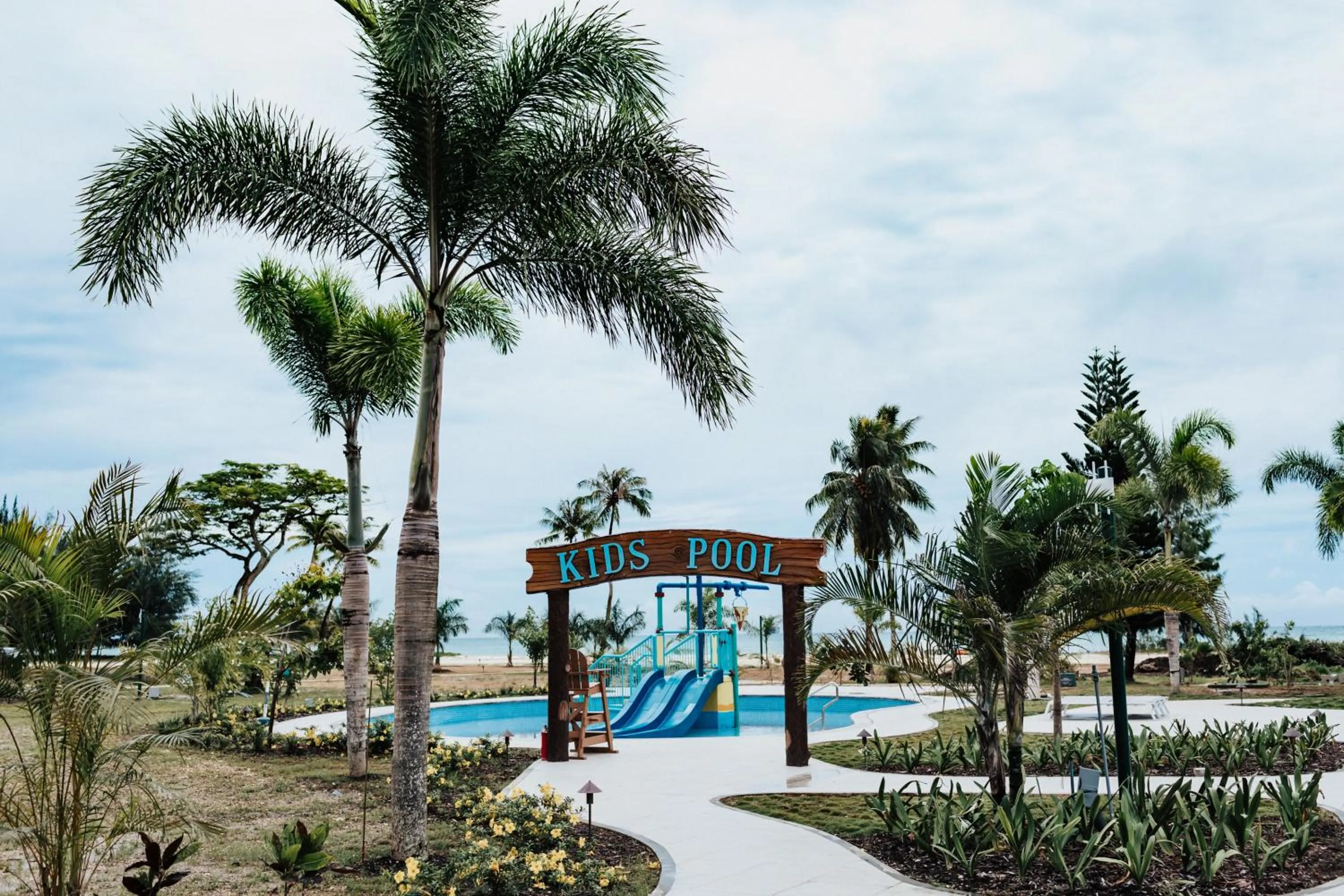 Swimming pool in Crowne Plaza Resort Saipan